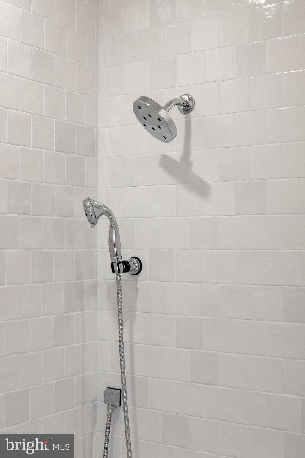 COLLEGE HEIGHTS - Residential