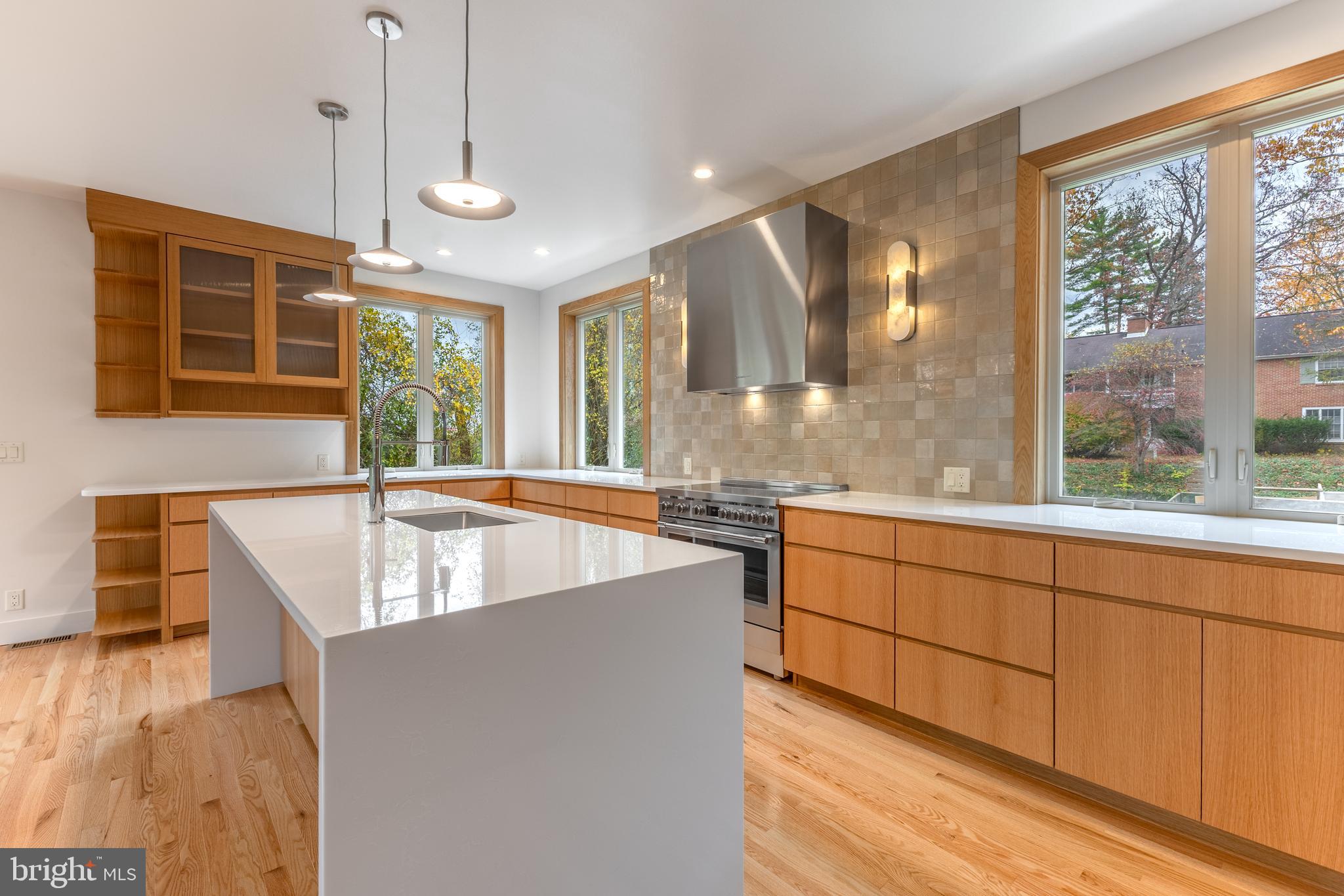 COLLEGE HEIGHTS - Residential