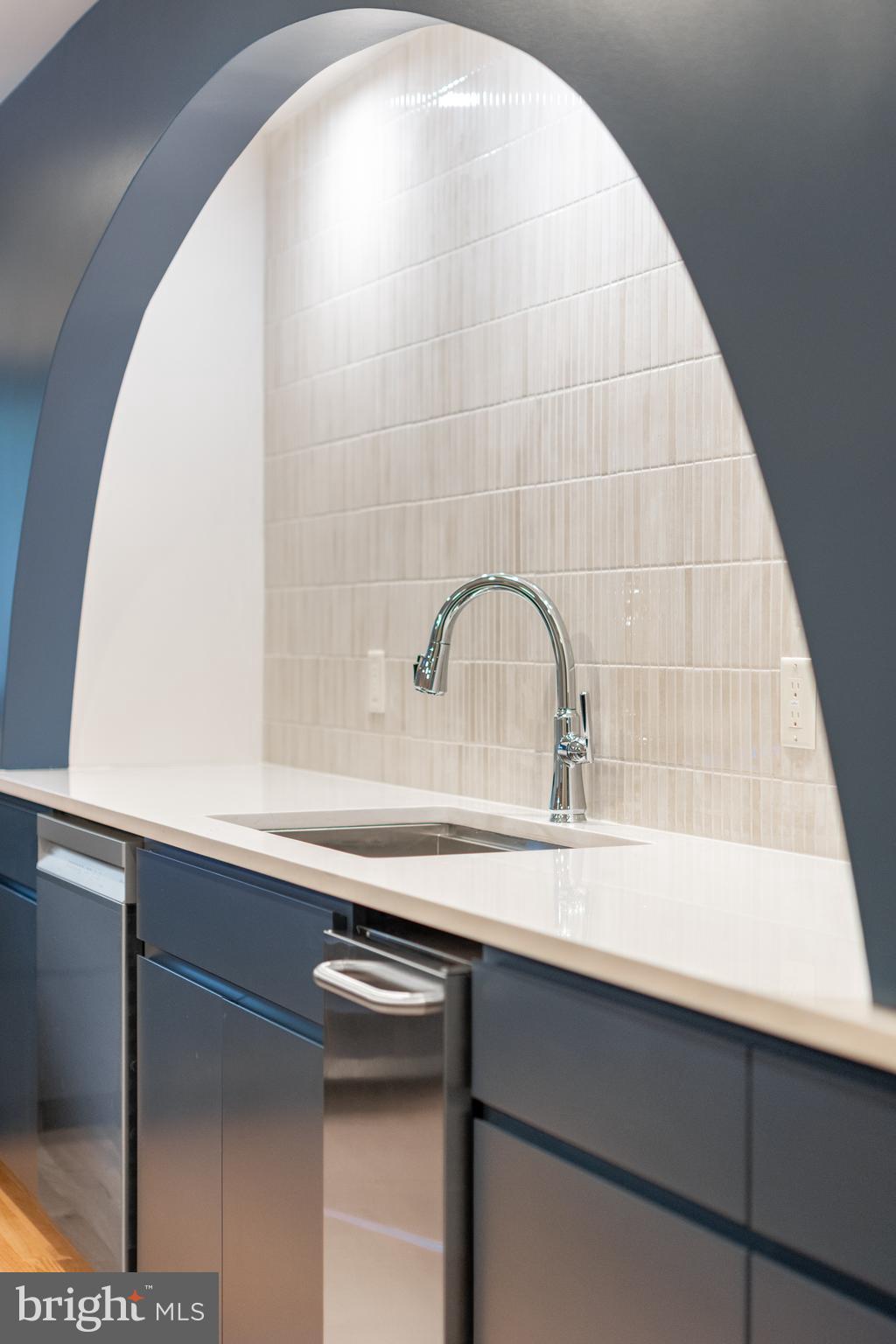 COLLEGE HEIGHTS - Residential