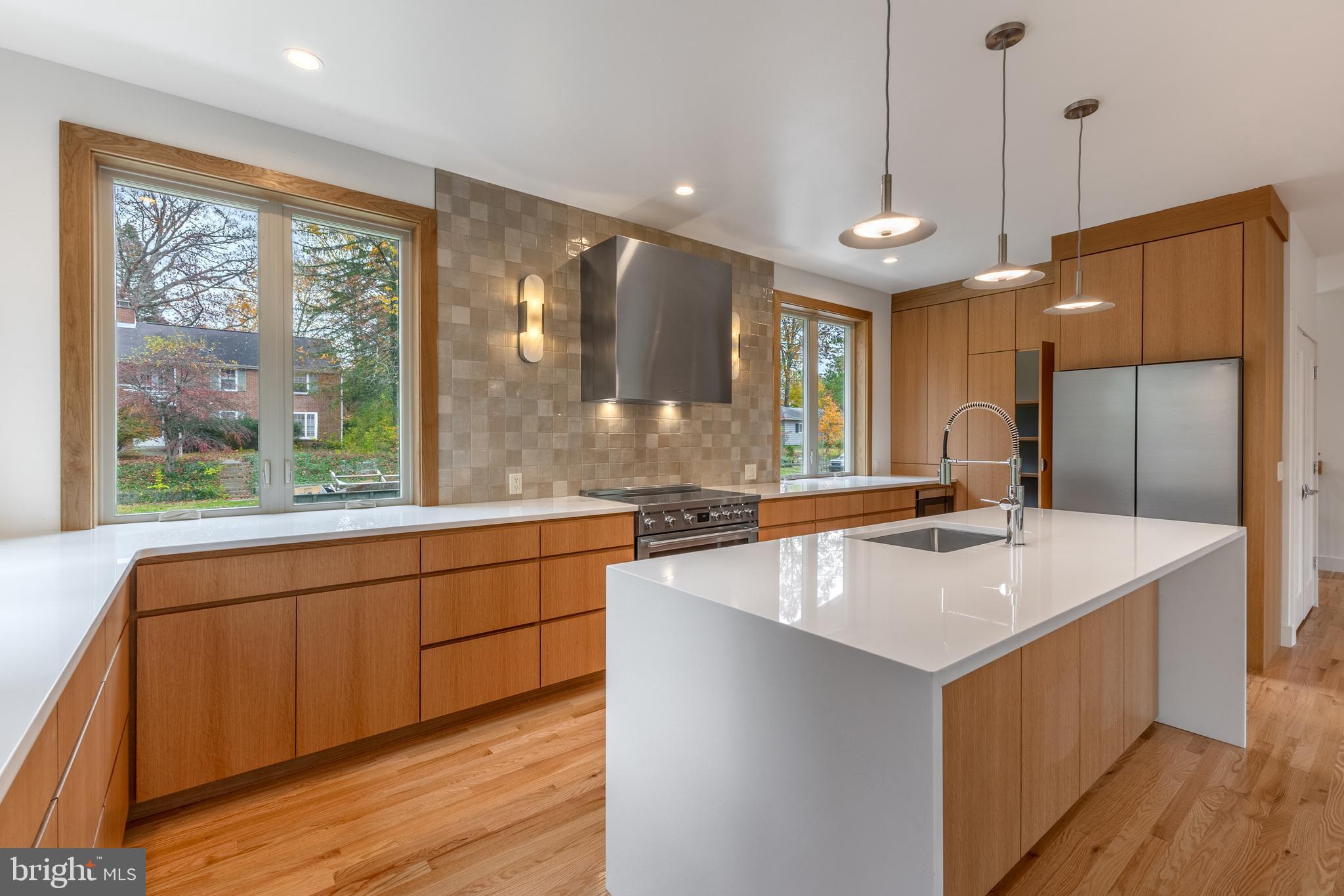 COLLEGE HEIGHTS - Residential