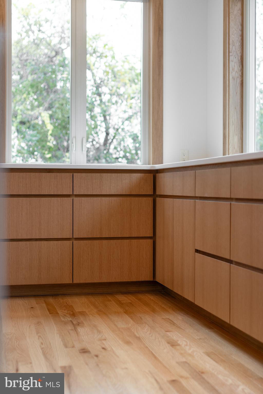 COLLEGE HEIGHTS - Residential