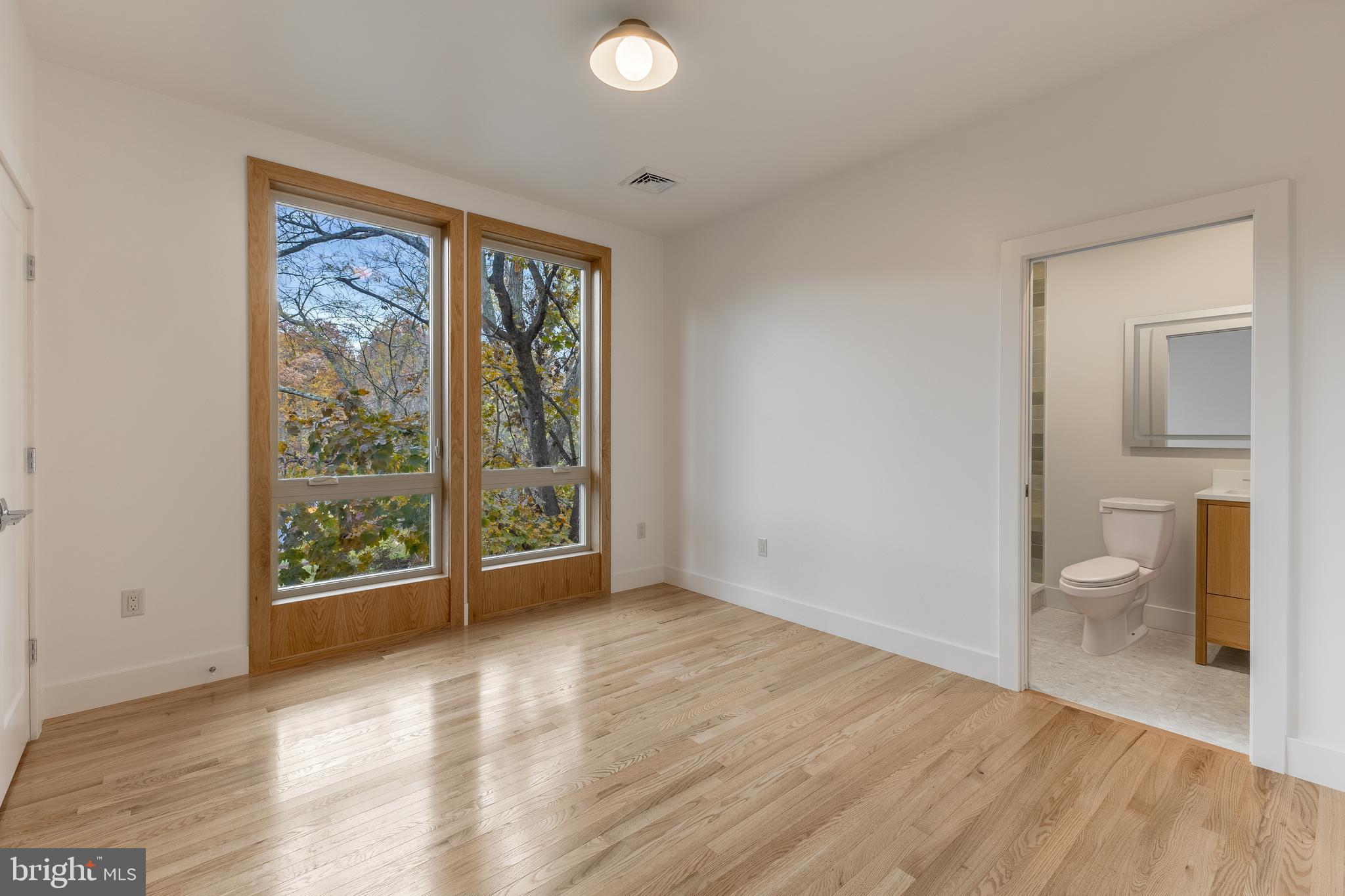 COLLEGE HEIGHTS - Residential