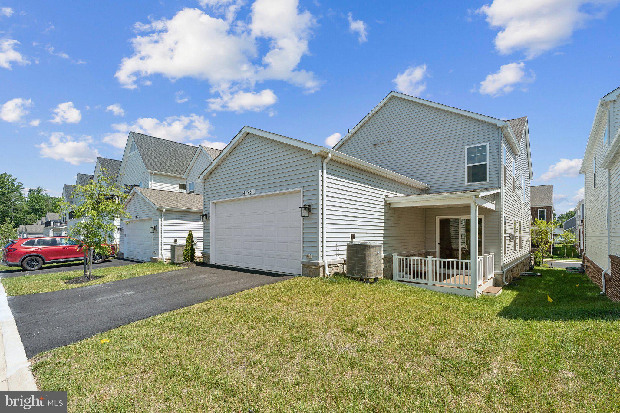 BRAMBLETON - Residential