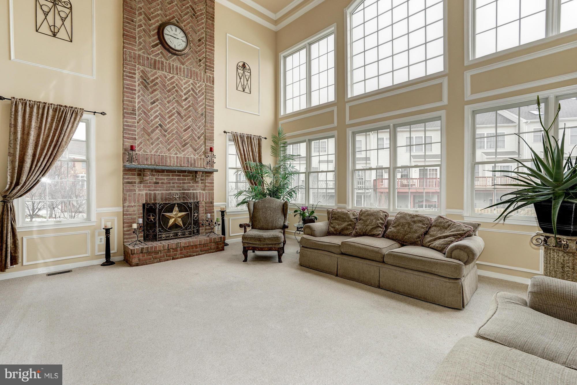 SOUTH RIDING - Residential