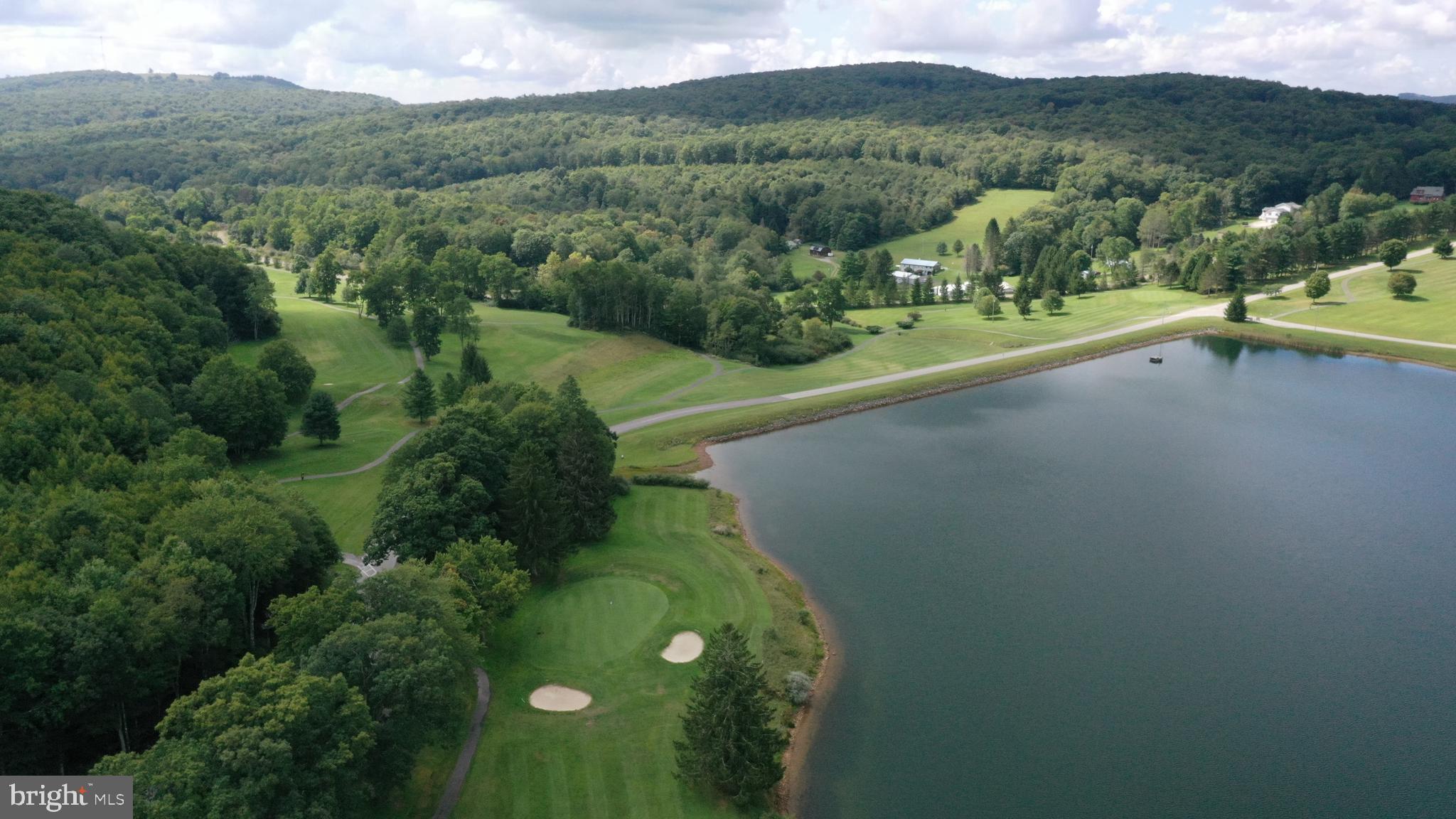 ALPINE LAKE RESORT - Residential