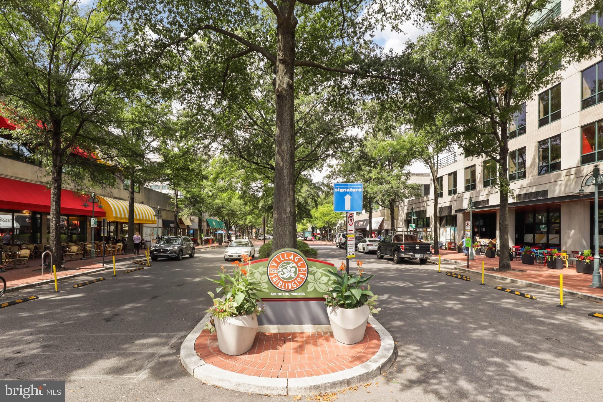 SKYLINE HOUSE - Residential
