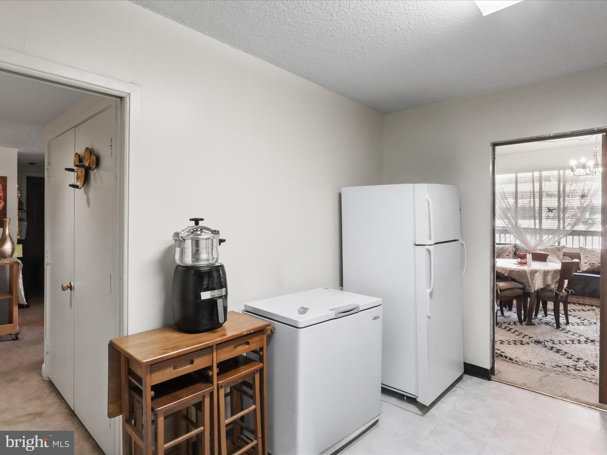 SKYLINE HOUSE - Residential