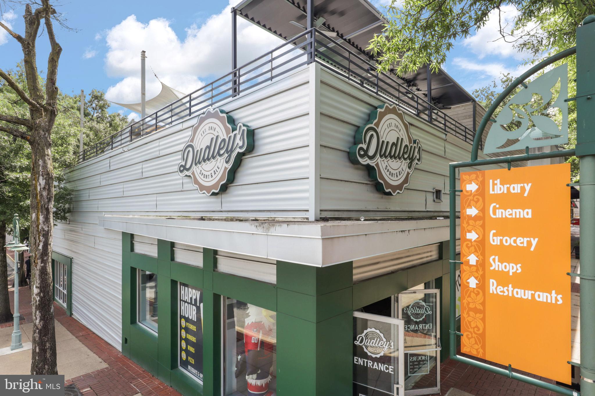 SKYLINE HOUSE - Residential