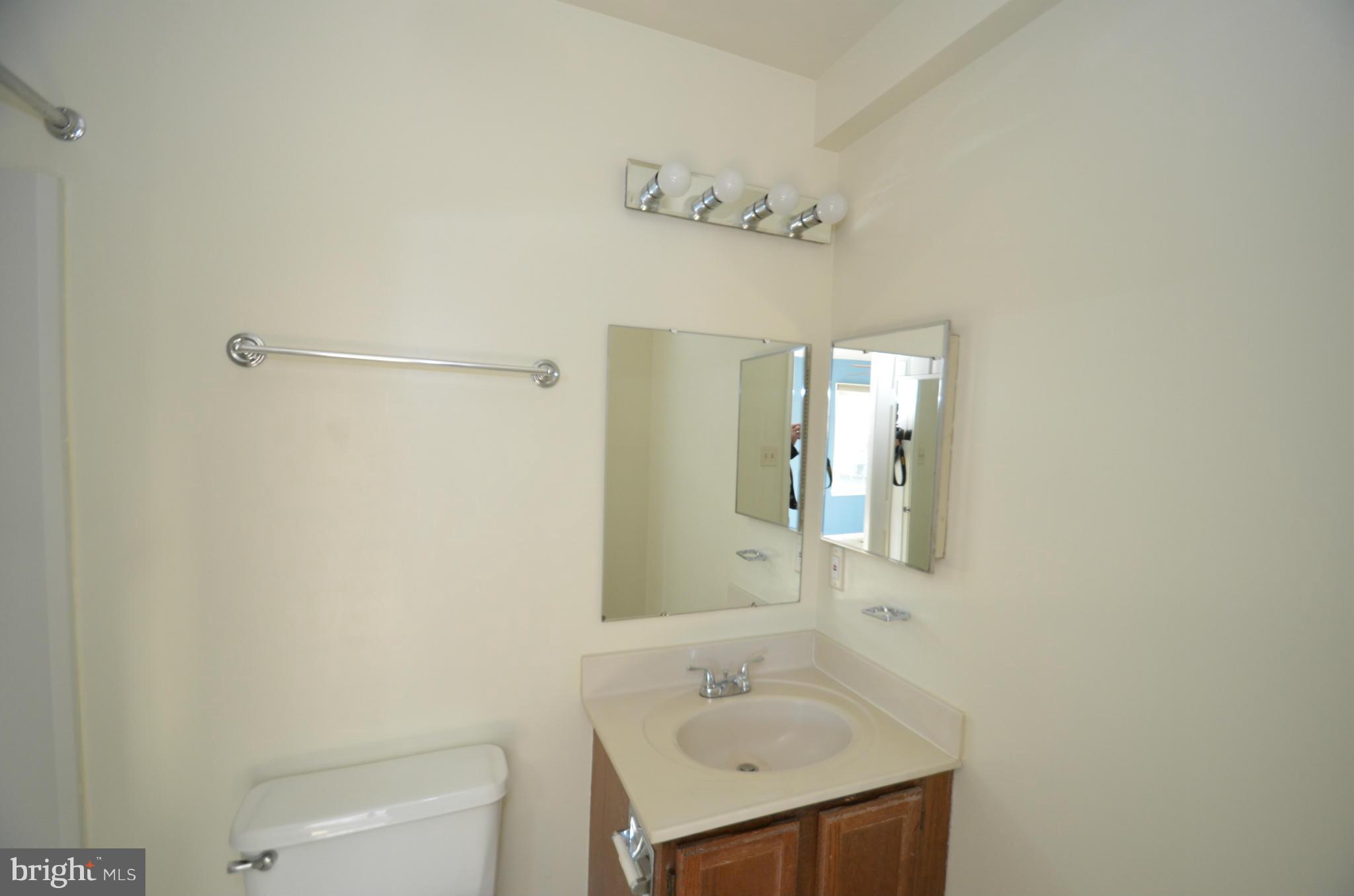 HAYFIELD VIEW - Residential Lease