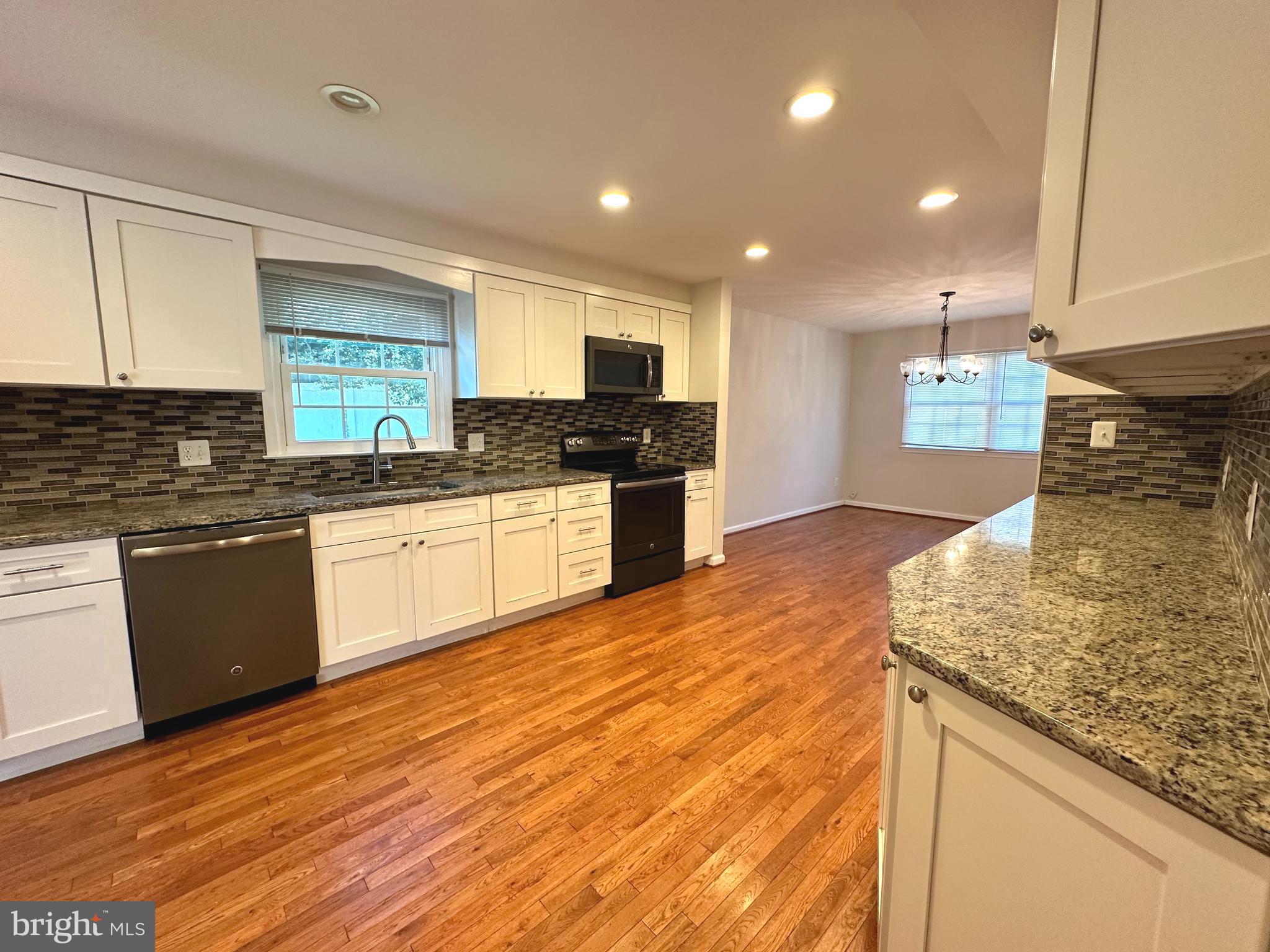 HOLMES - Residential Lease