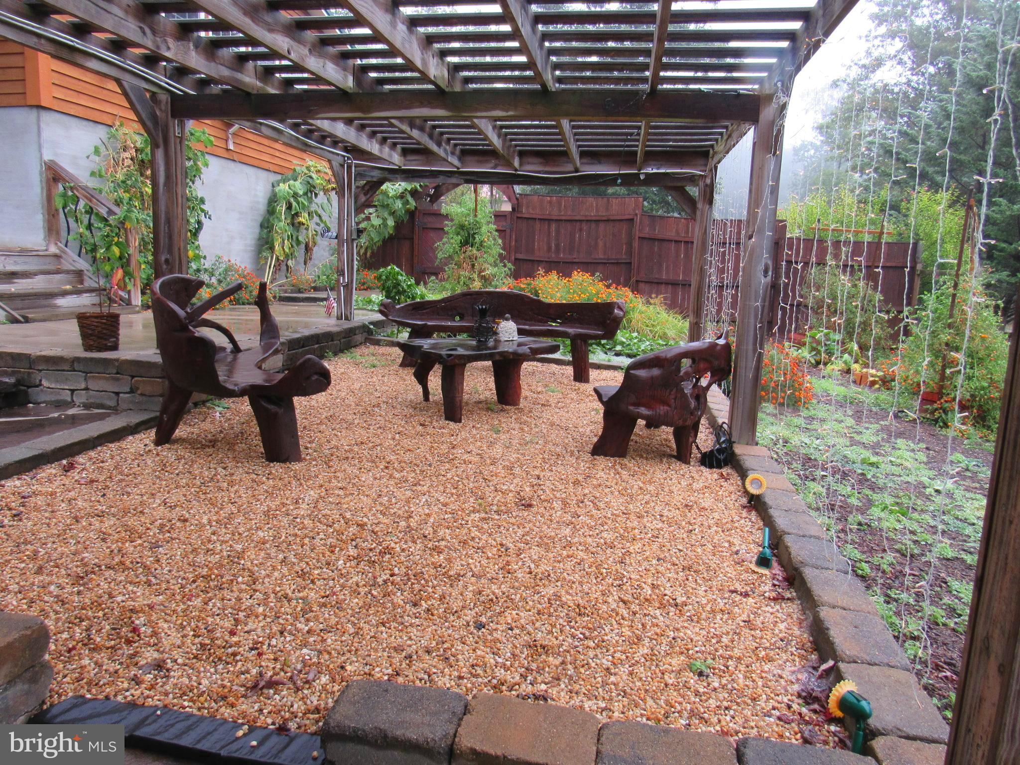 LOST RIVER RIDGE CIRCLE - Residential