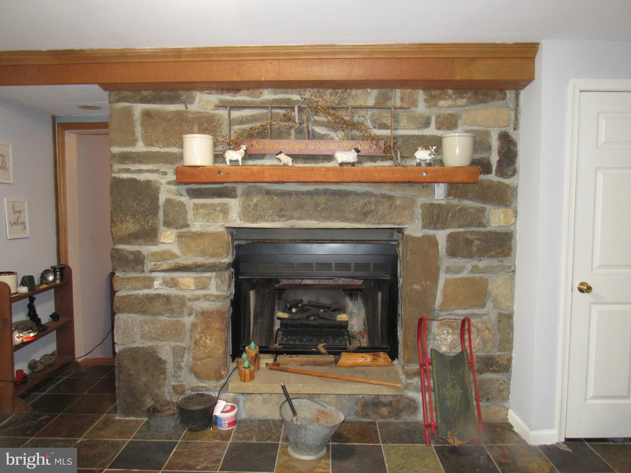 LOST RIVER RIDGE CIRCLE - Residential