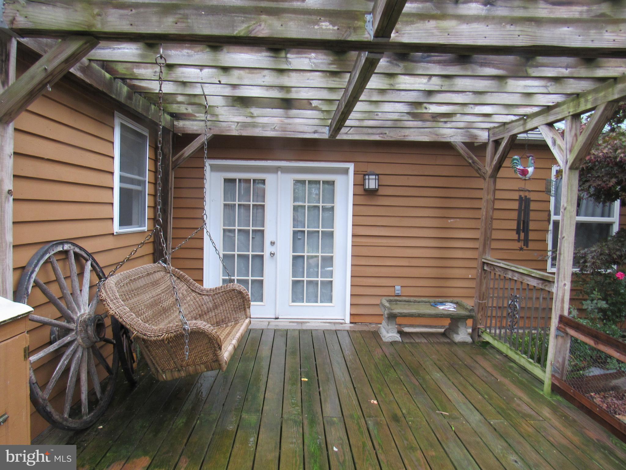 LOST RIVER RIDGE CIRCLE - Residential