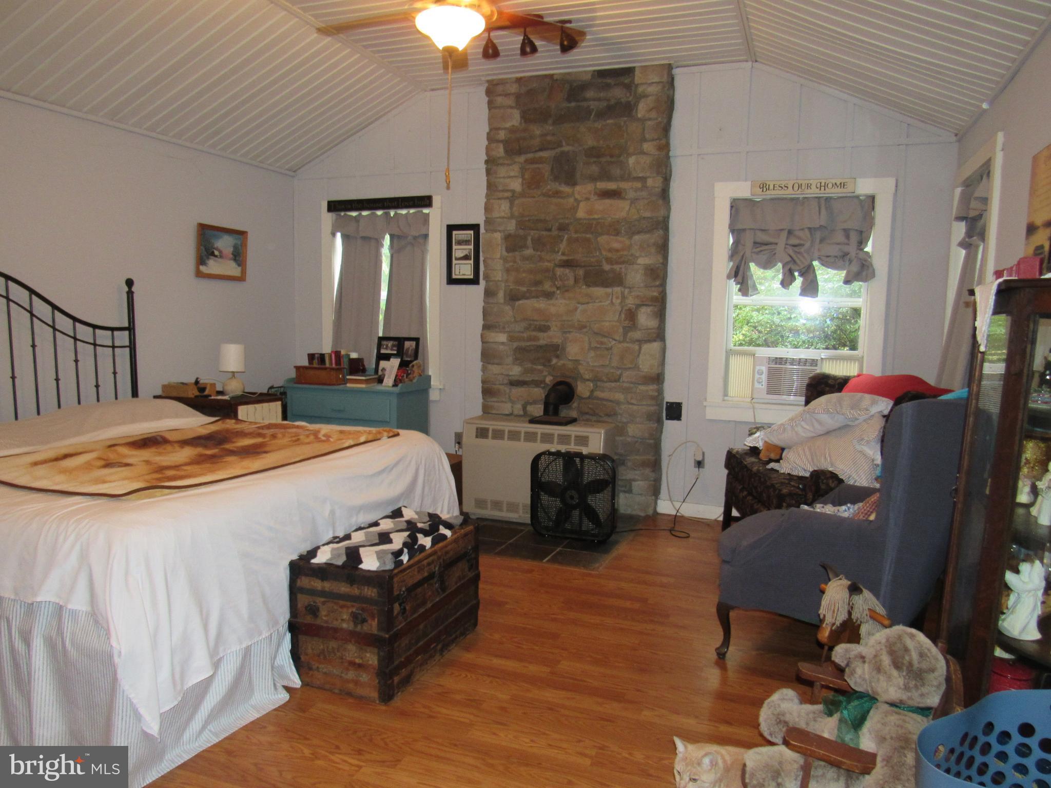 LOST RIVER RIDGE CIRCLE - Residential