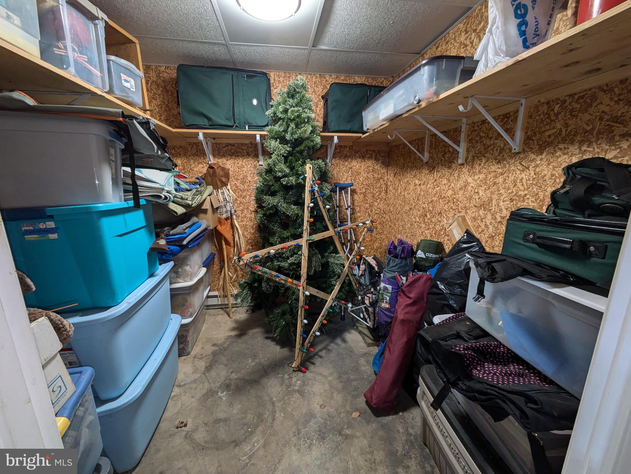 LOST RIVER RIDGE CIRCLE - Residential