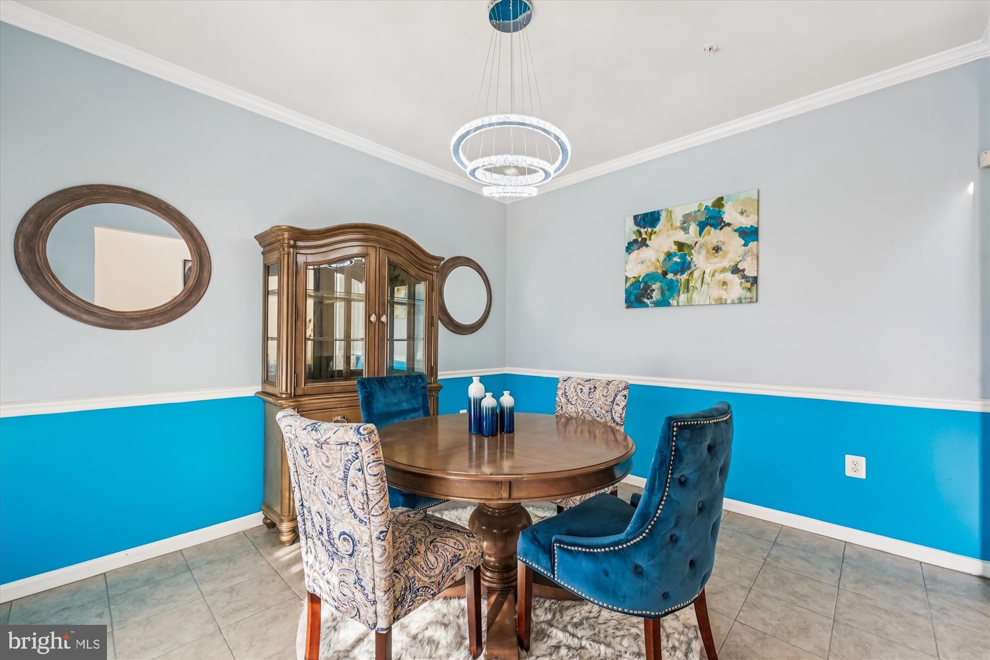 ST. CHARLES, GLENEAGLES SOUTH - Residential