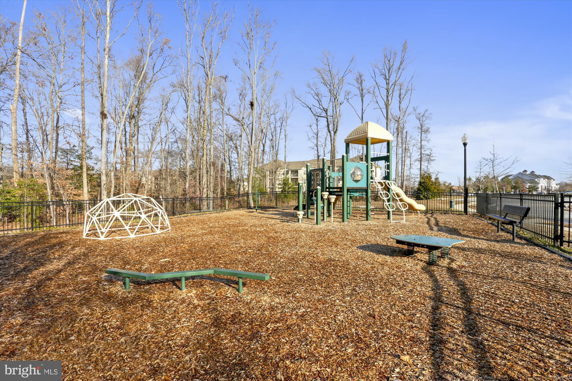 ST. CHARLES, GLENEAGLES SOUTH - Residential