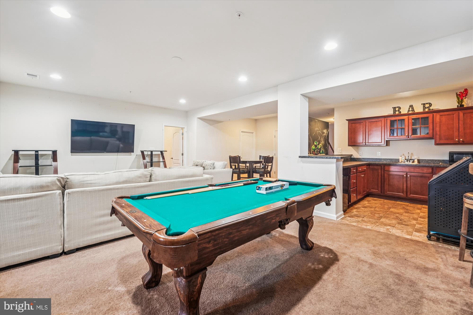 ST. CHARLES, GLENEAGLES SOUTH - Residential