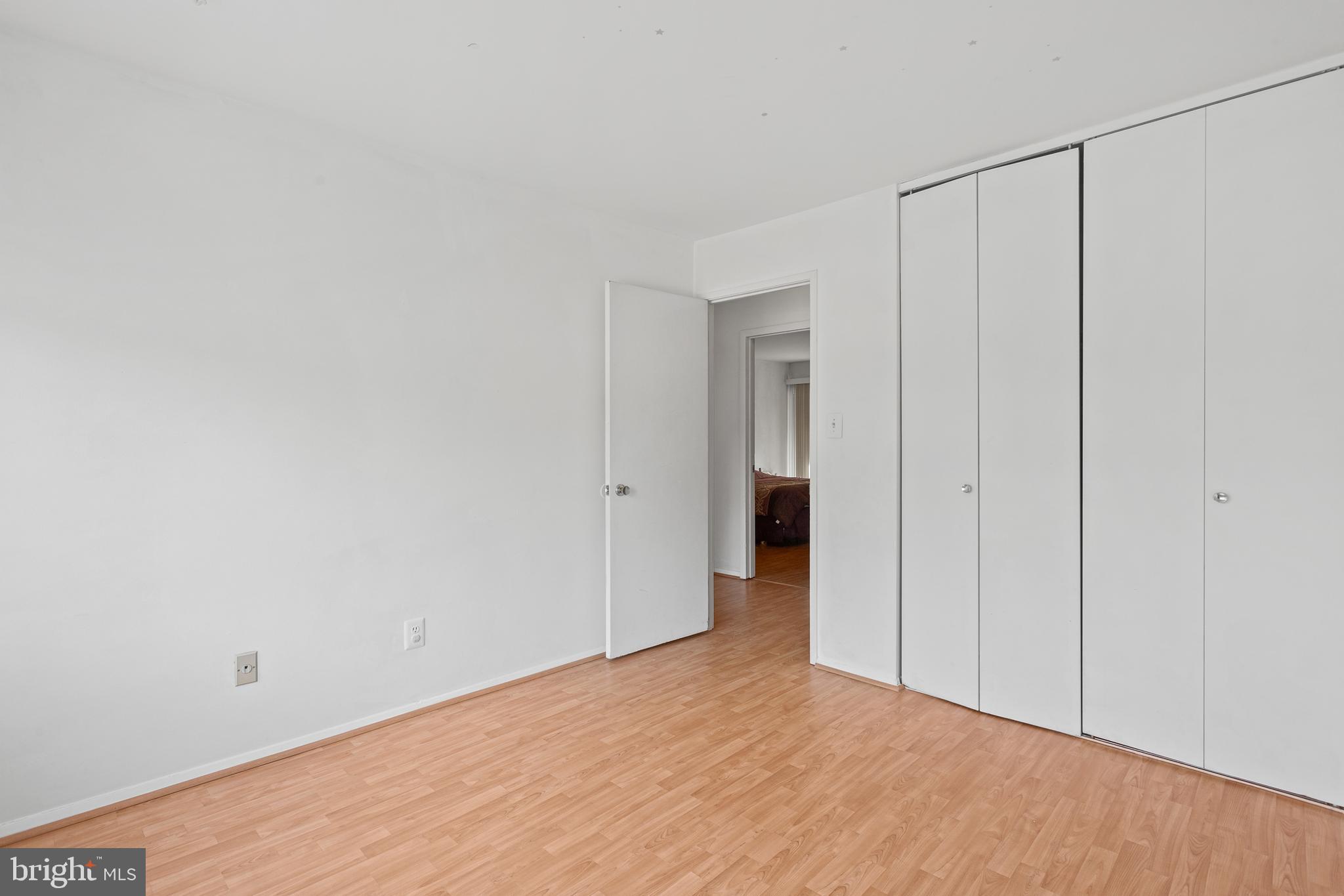 VILLAGE OF WILDE LAKE - Residential