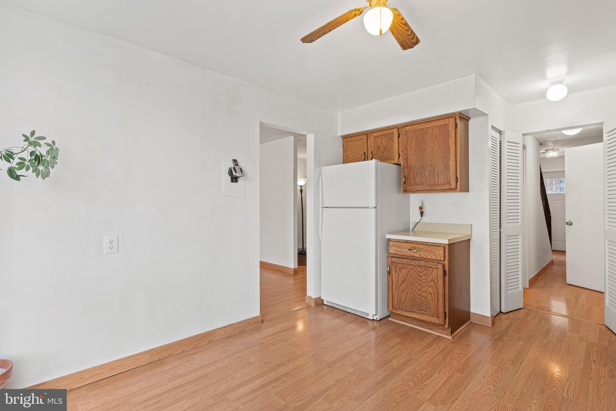 VILLAGE OF WILDE LAKE - Residential