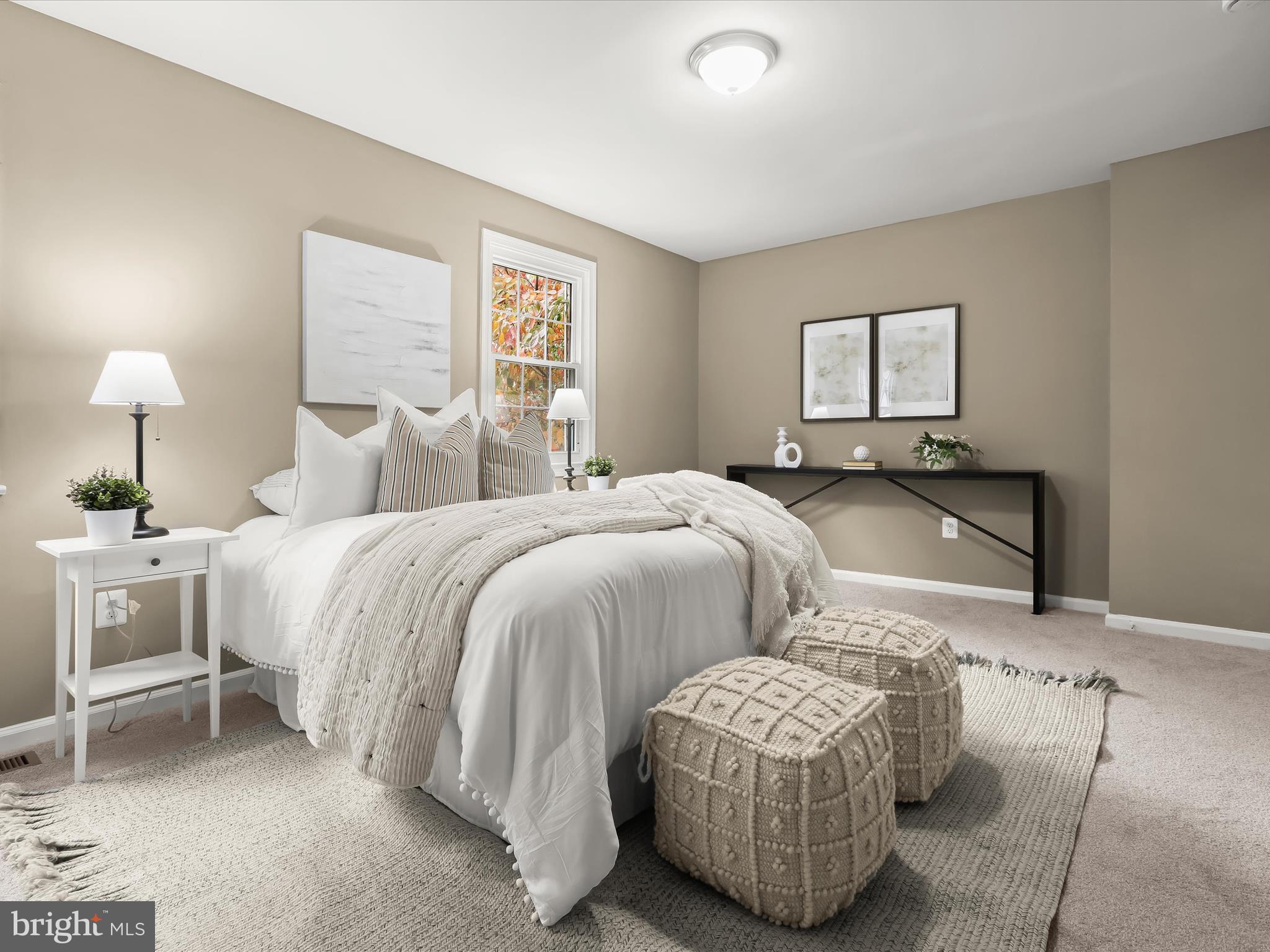 8924 BLADE GREEN LANE