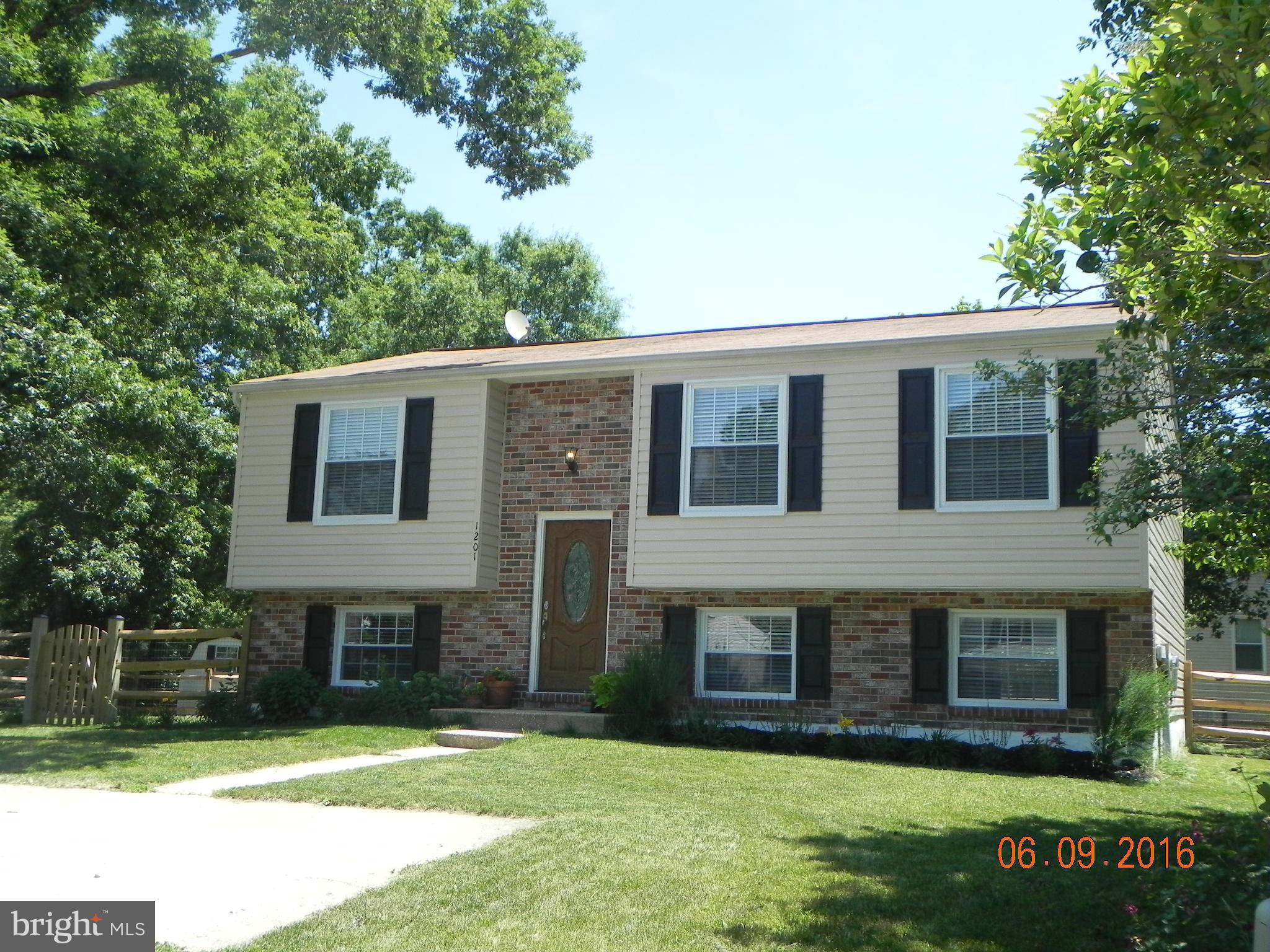 ST CHARLES SUB - BANNISTER - Residential