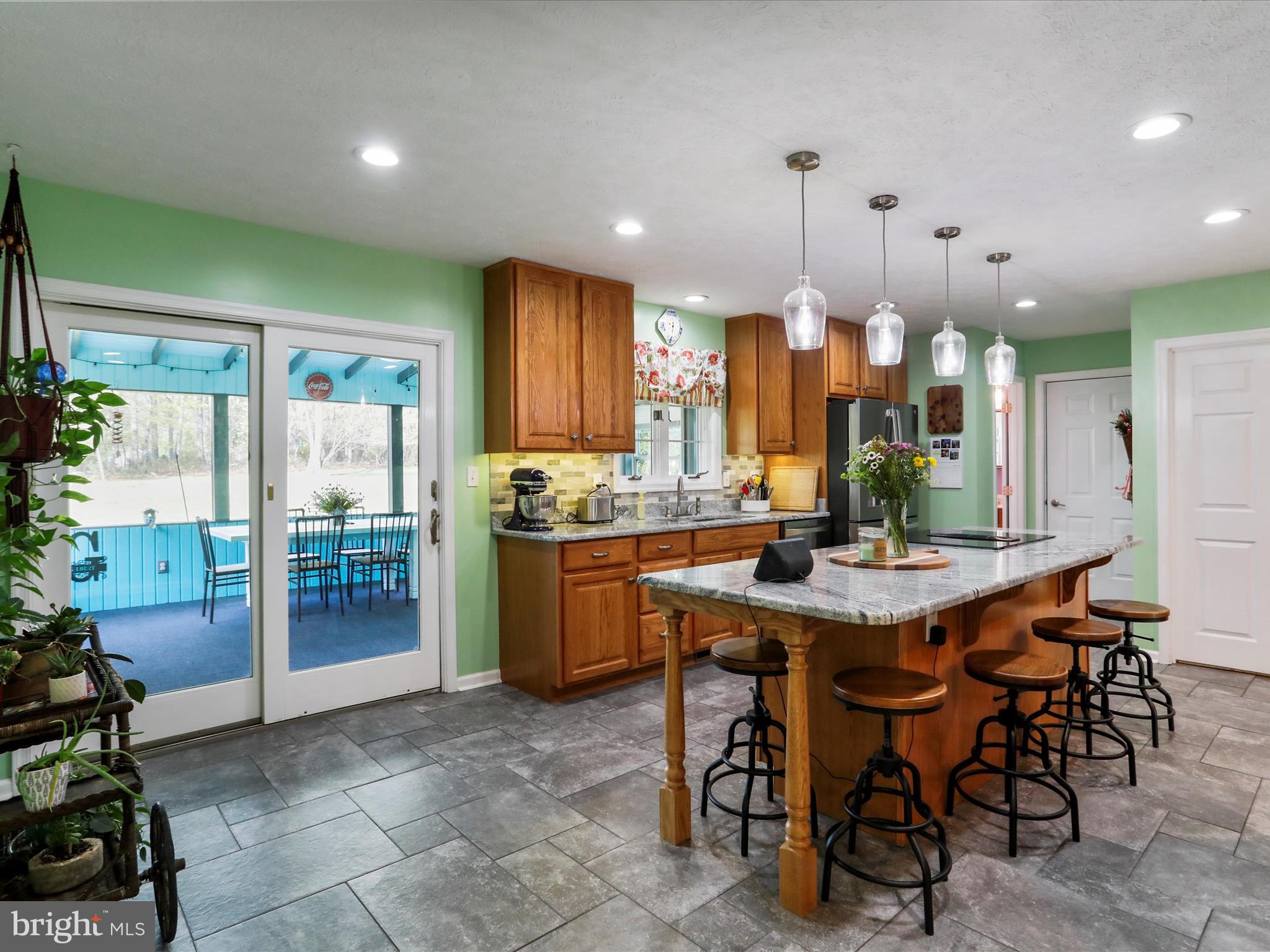 TIMBERLAKE ESTATES - Residential