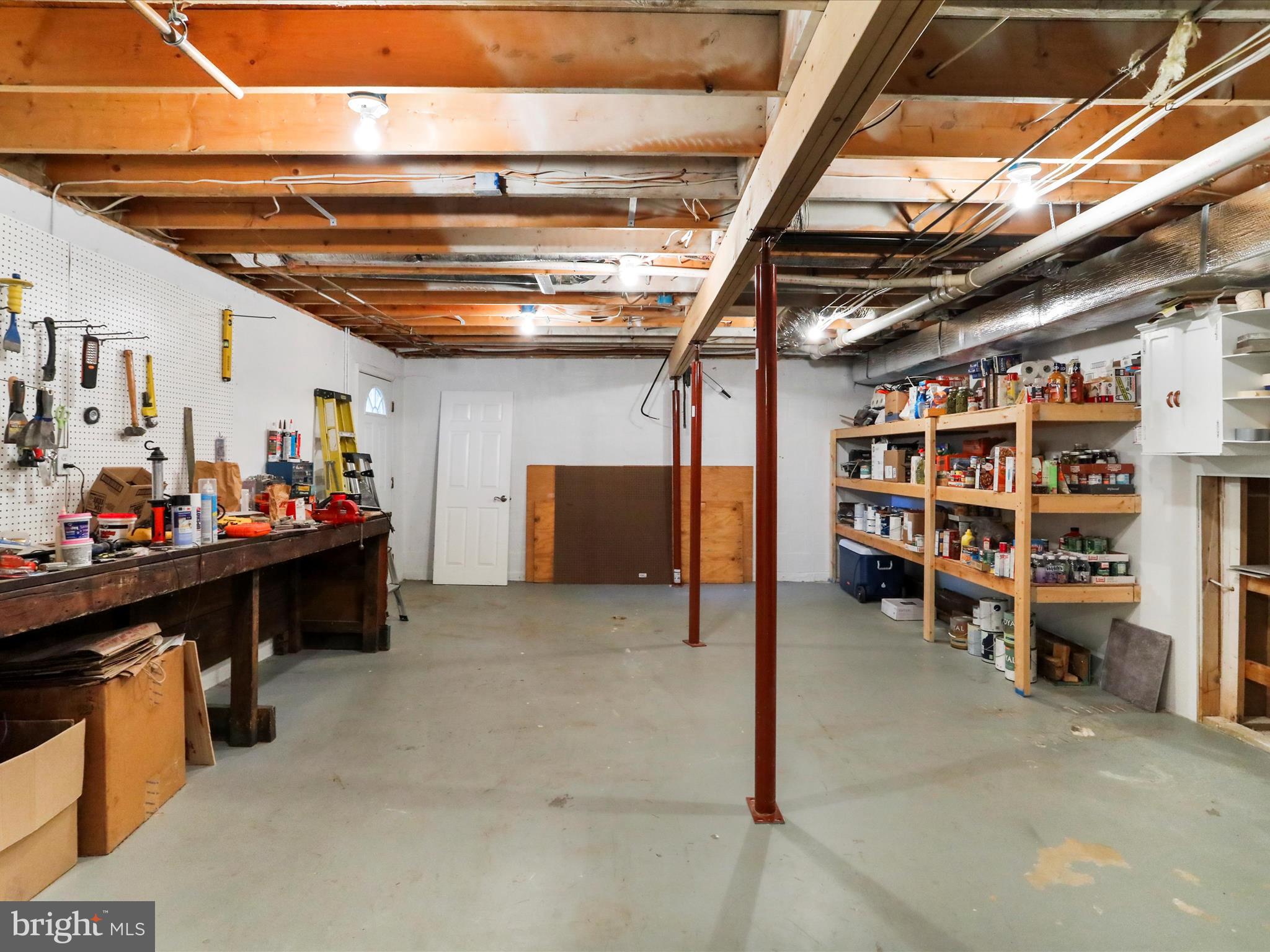 TIMBERLAKE ESTATES - Residential