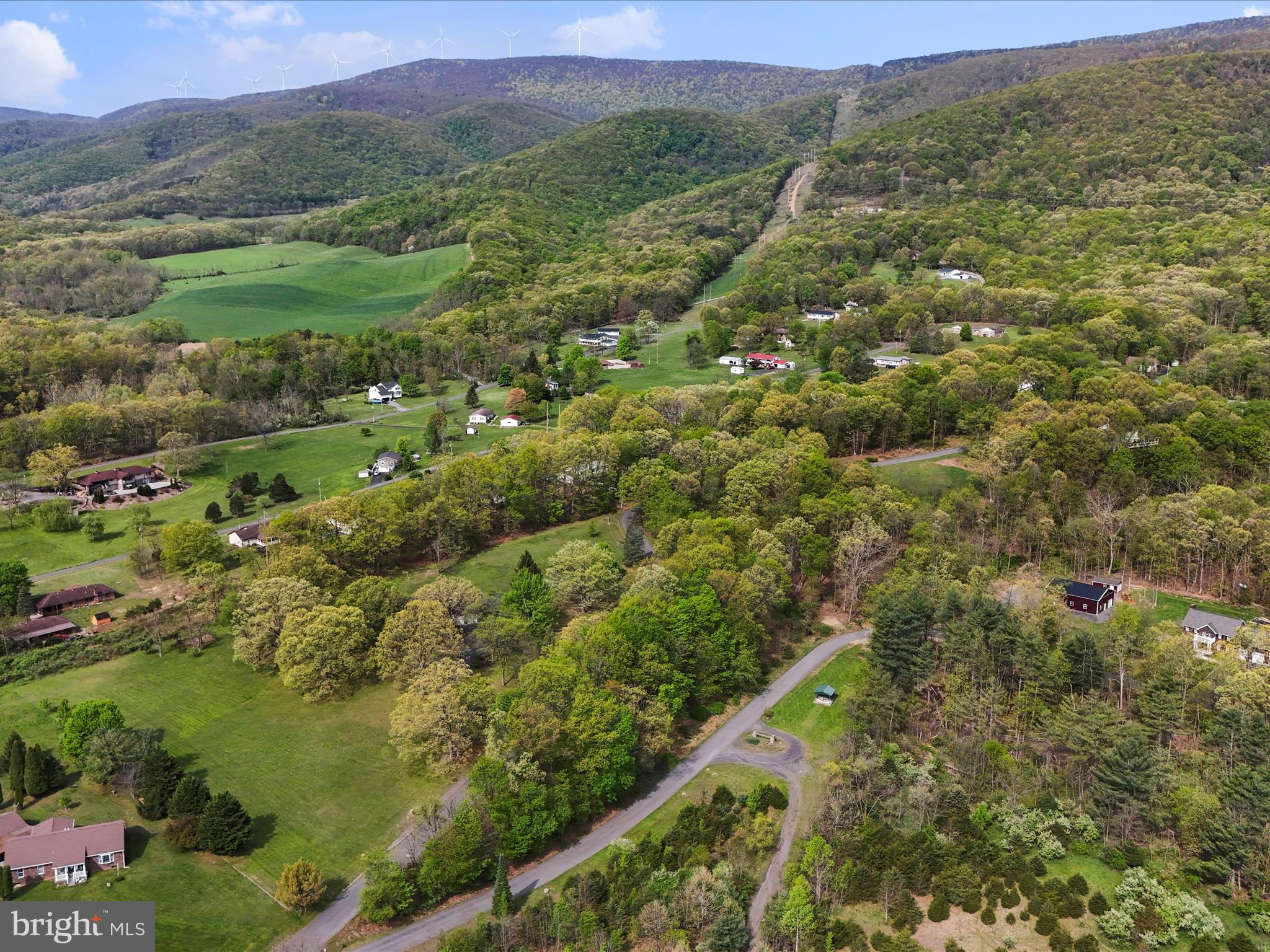 TIMBERLAKE ESTATES - Residential