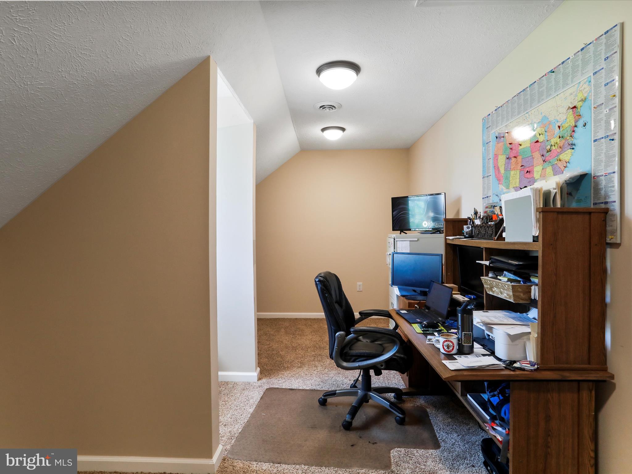 TIMBERLAKE ESTATES - Residential