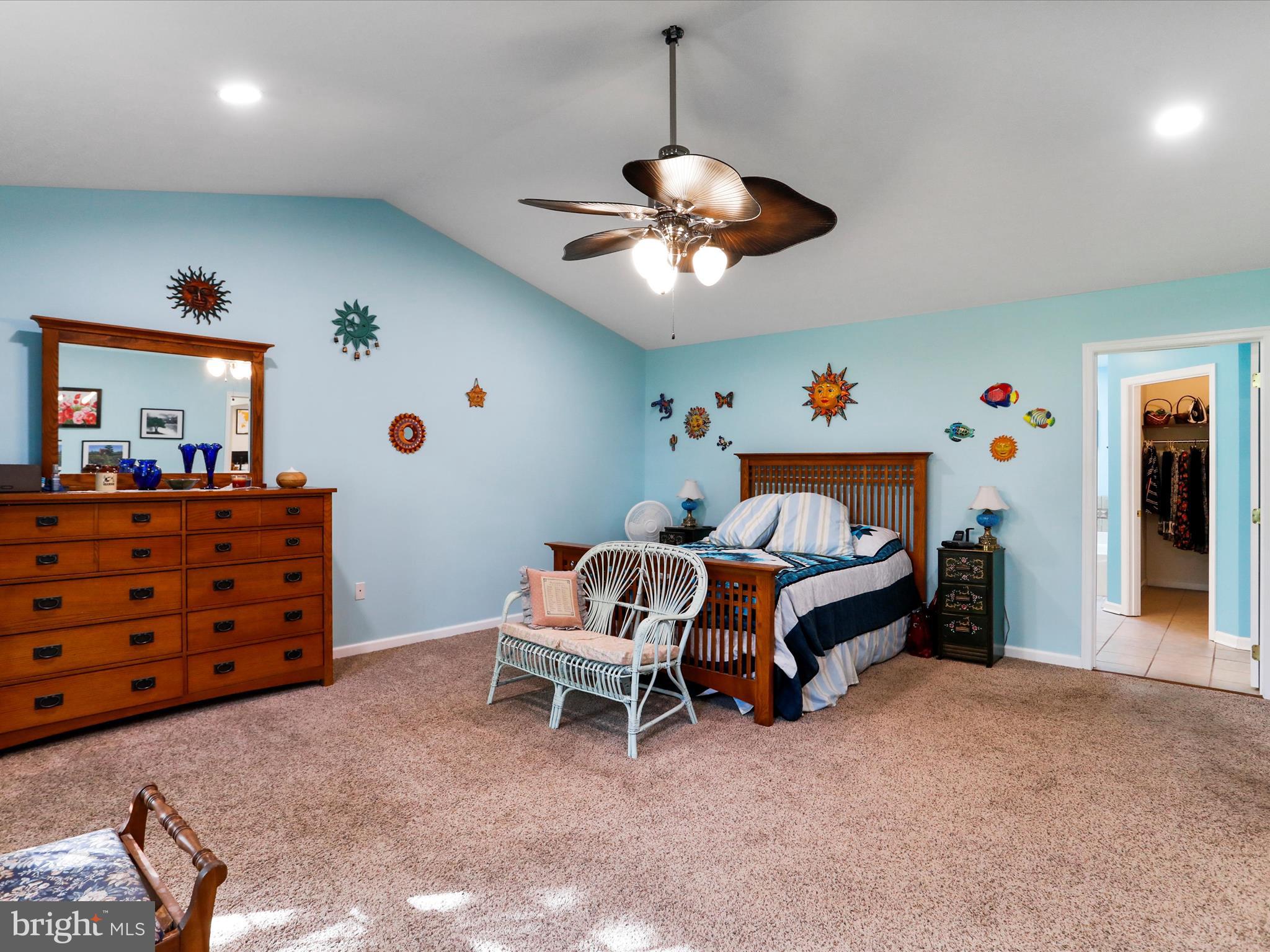 TIMBERLAKE ESTATES - Residential