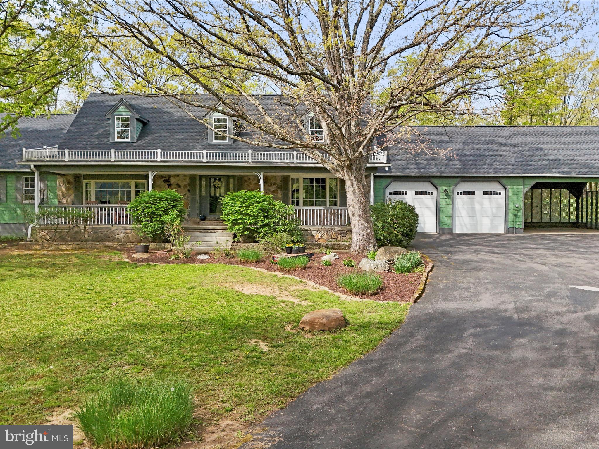 TIMBERLAKE ESTATES - Residential