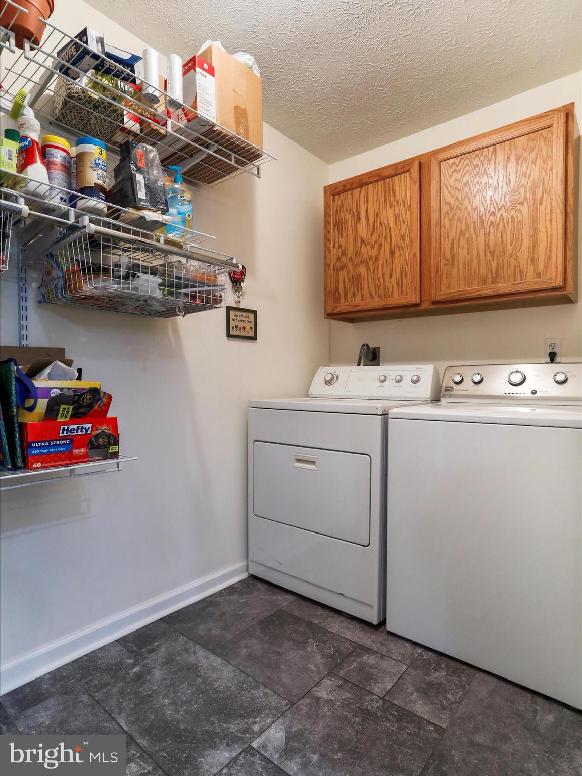 TIMBERLAKE ESTATES - Residential