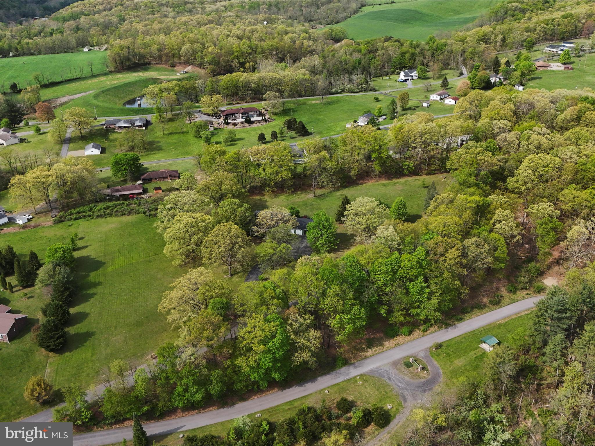 TIMBERLAKE ESTATES - Residential