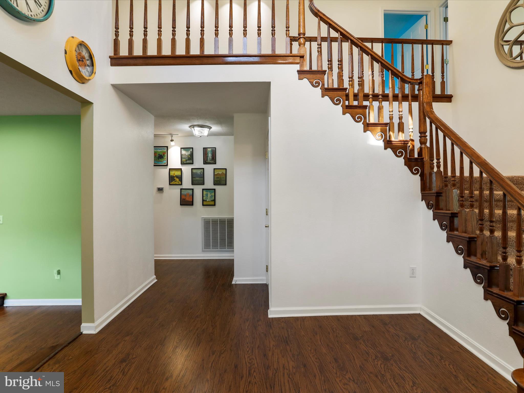 TIMBERLAKE ESTATES - Residential