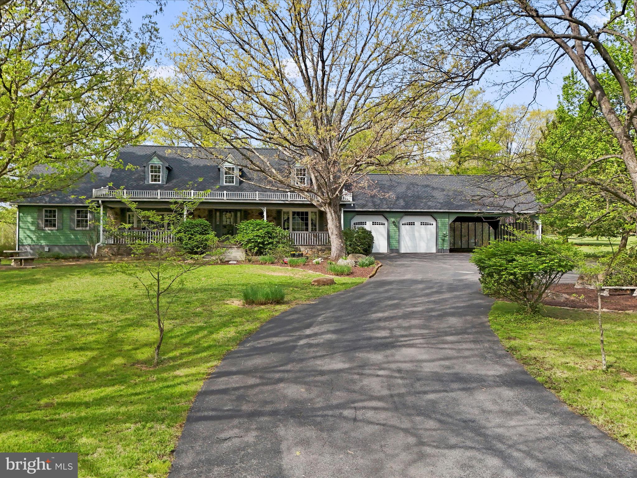 TIMBERLAKE ESTATES - Residential