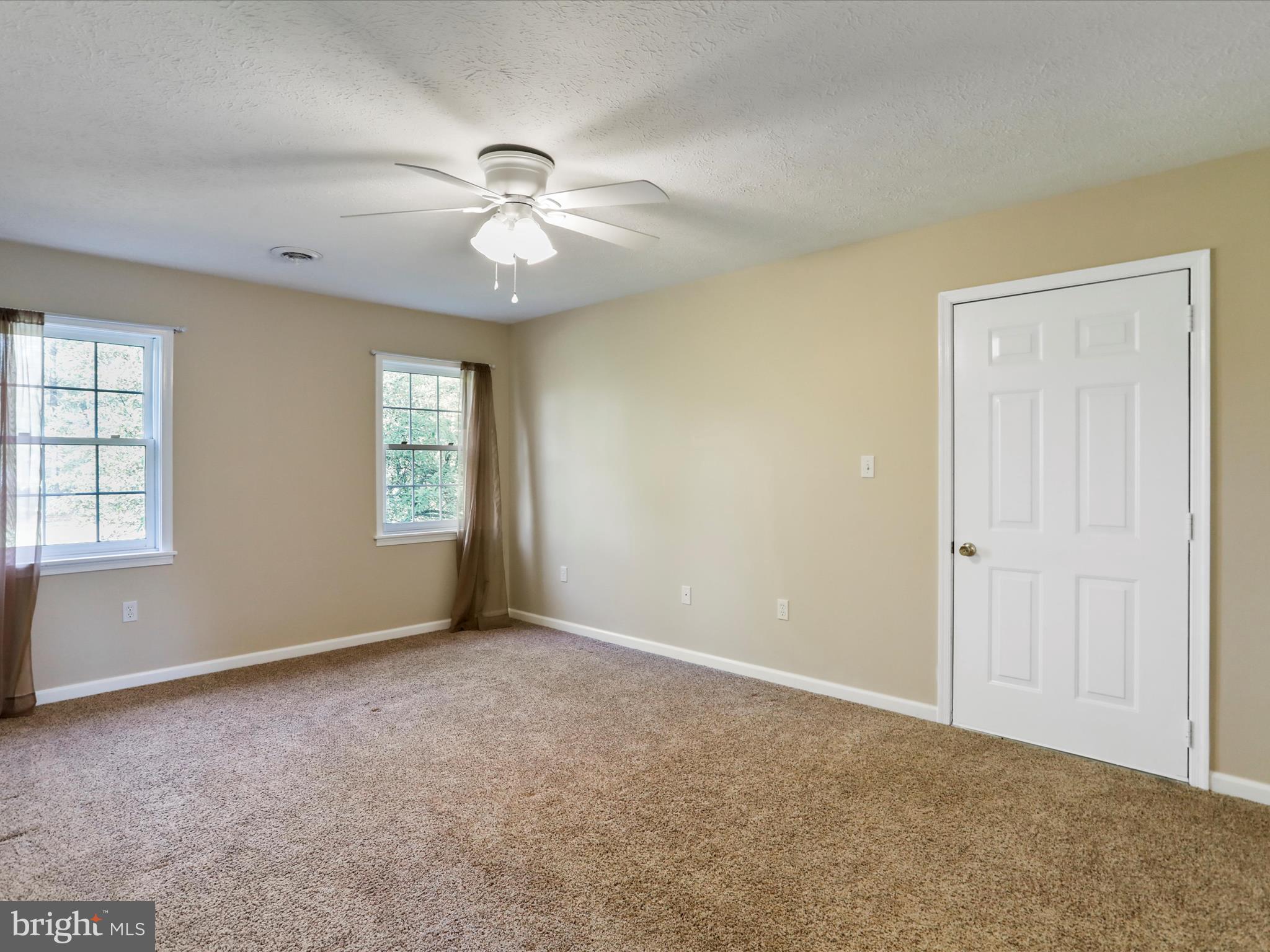 TIMBERLAKE ESTATES - Residential