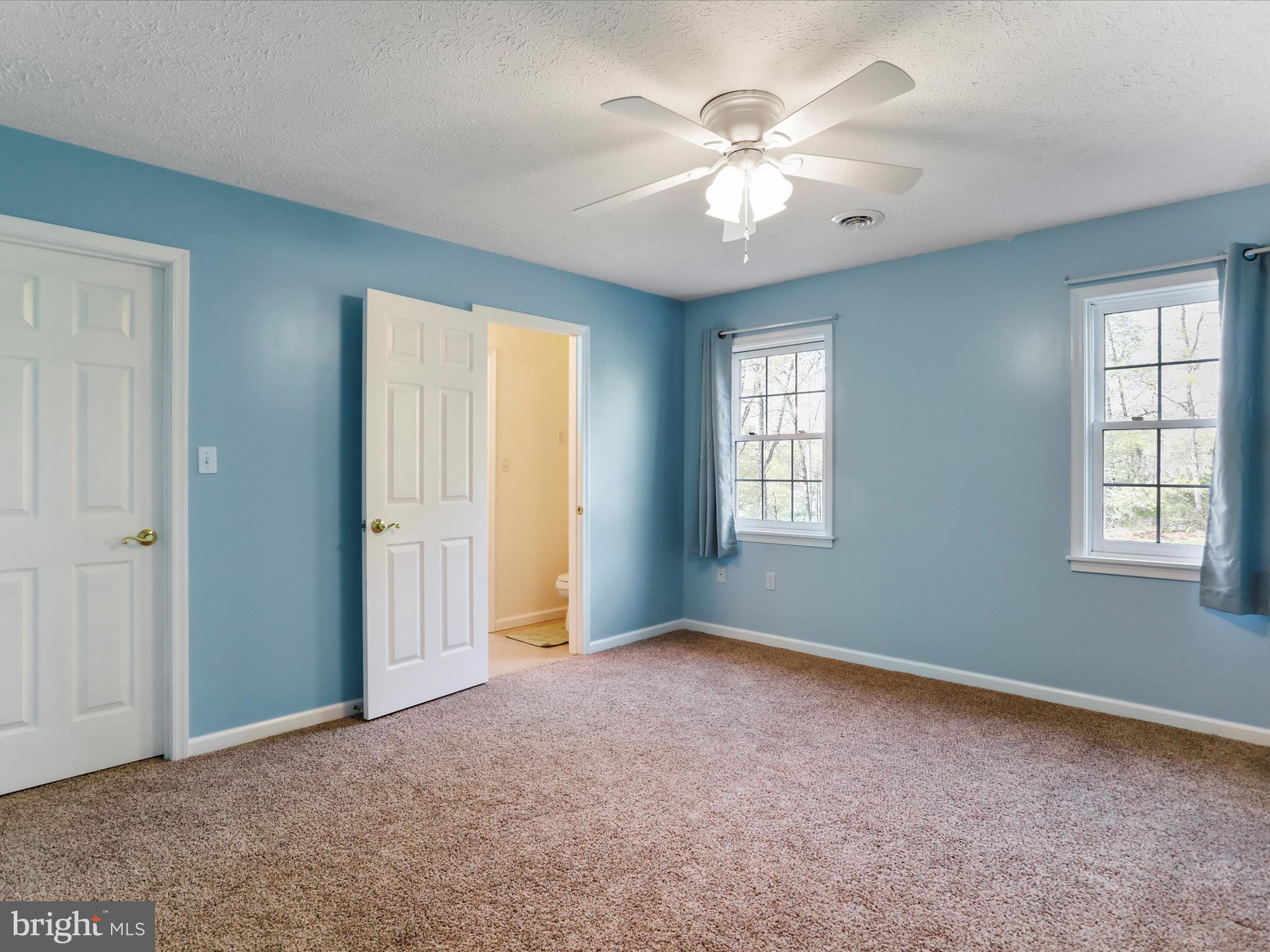 TIMBERLAKE ESTATES - Residential