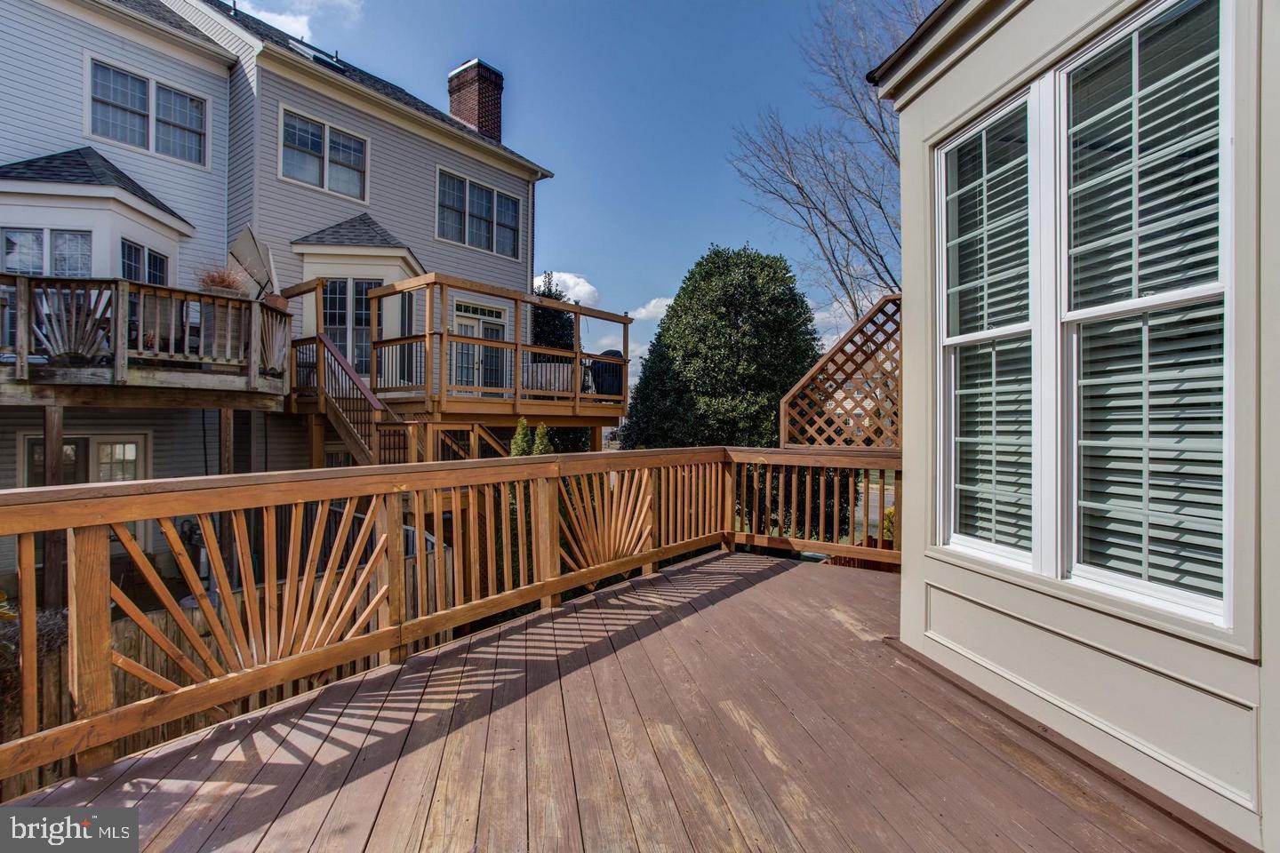 KINGSTOWNE - Residential Lease