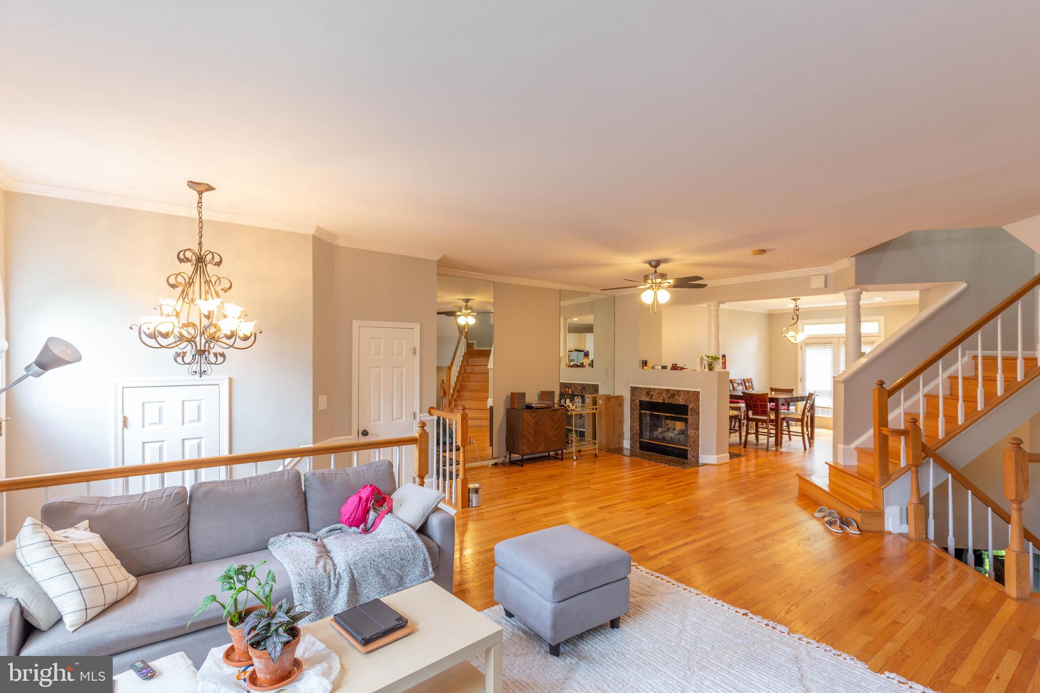 KINGSTOWNE - Residential Lease