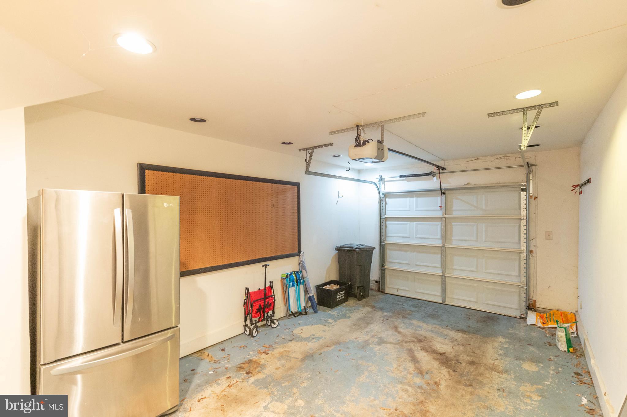 KINGSTOWNE - Residential Lease