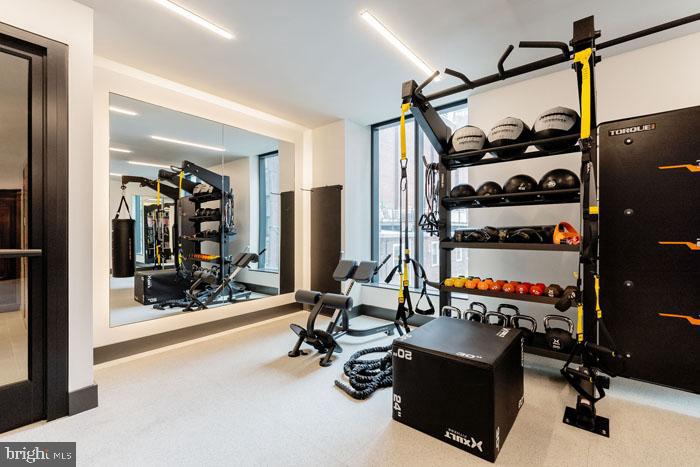 WASHINGTON SQ - Residential Lease