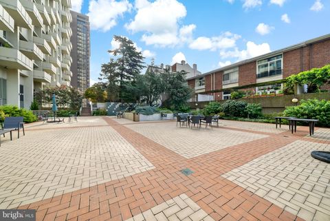 Tiny photo for 604 - 36 S Washington Square #604, PHILADELPHIA, PA 19106 (MLS # PAPH2615316)