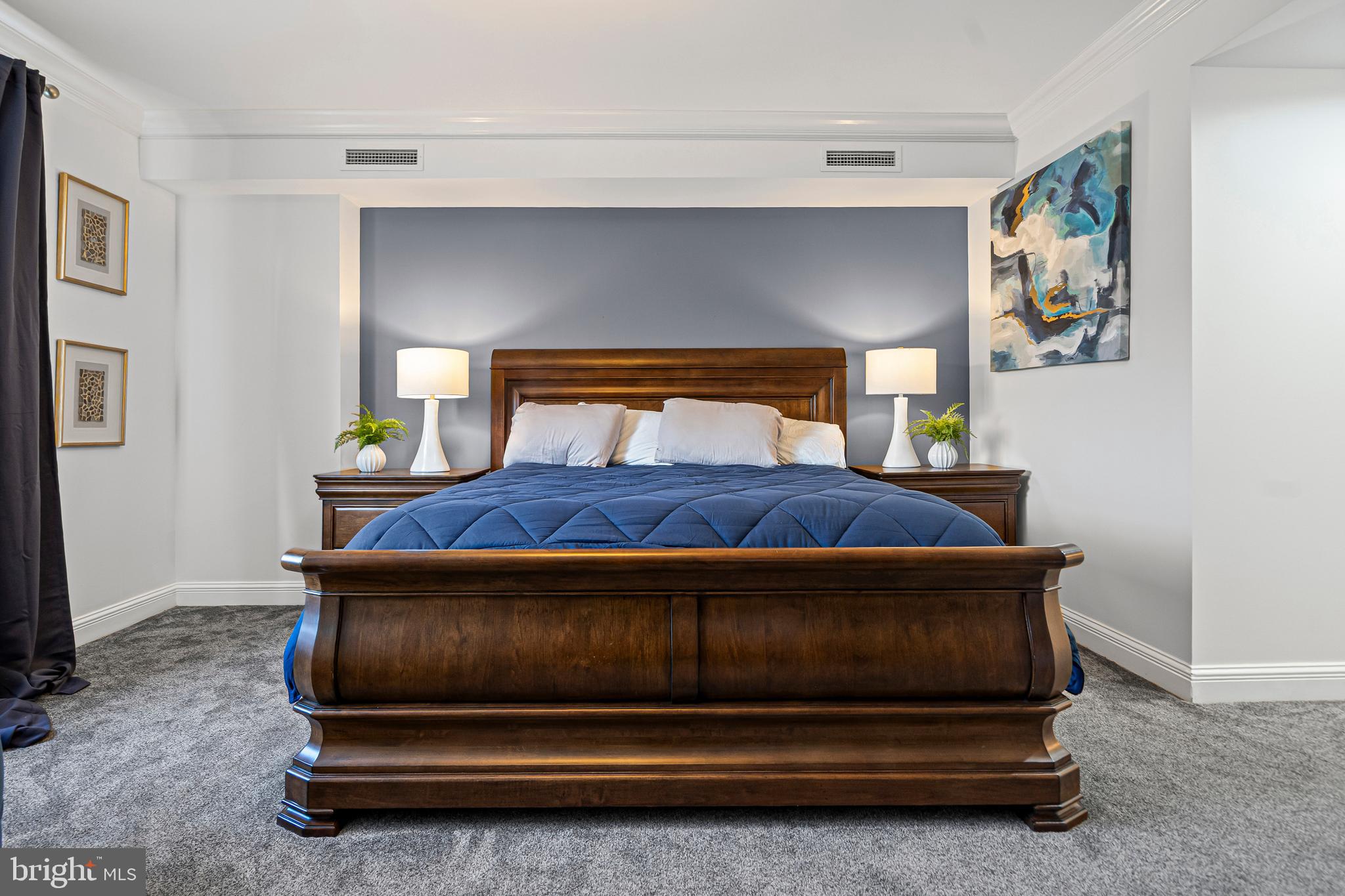 THE RITZ-CARLTON RESIDENCES - Residential Lease