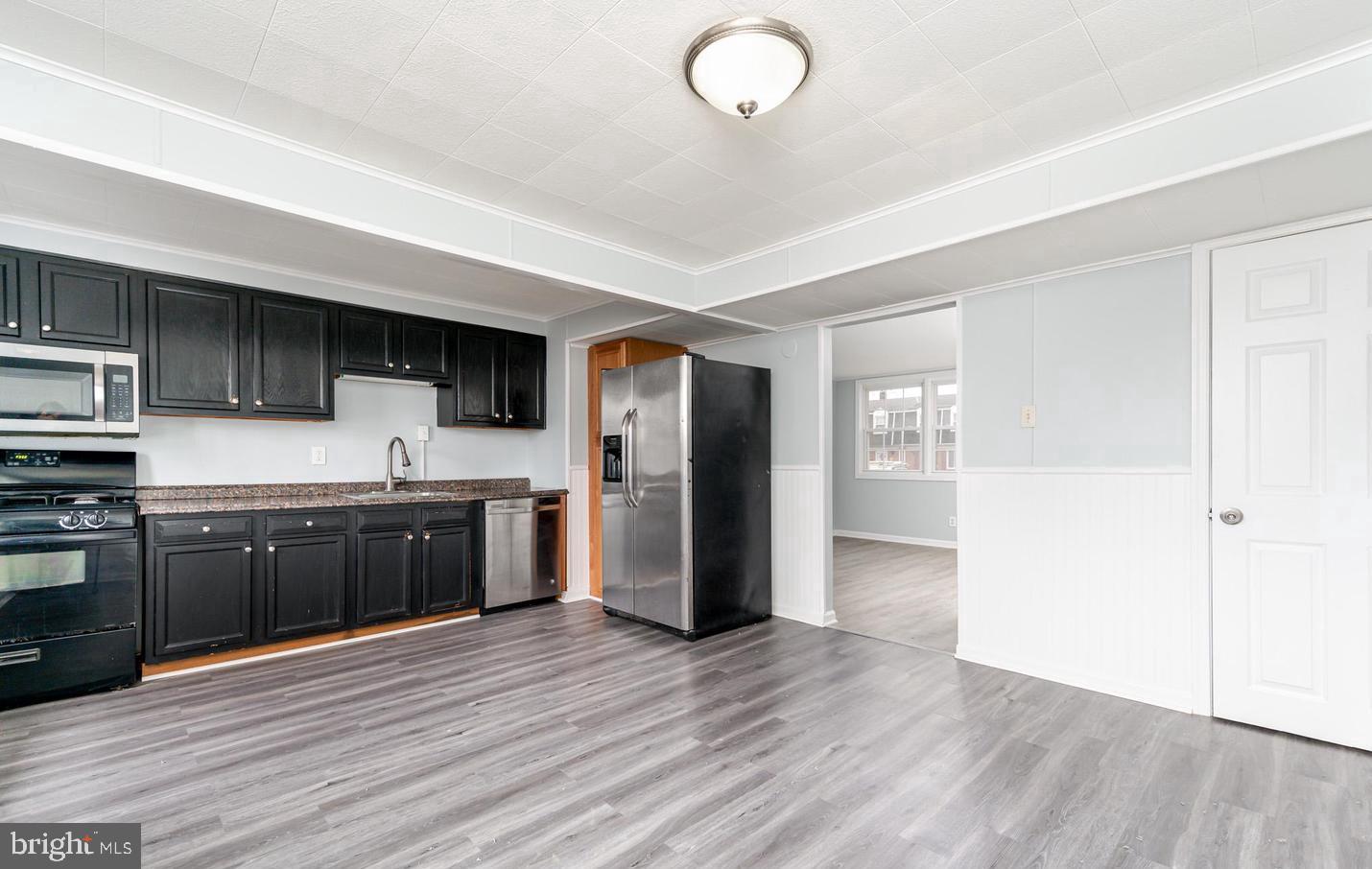2020 DINEEN DRIVE