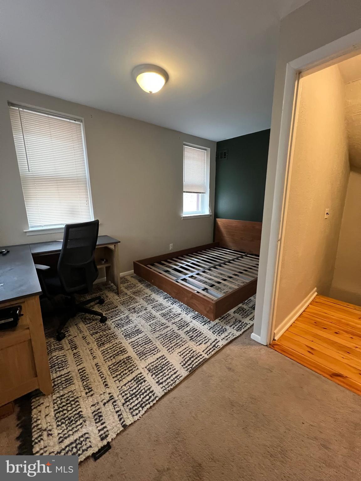 SOCIETY HILL - Residential Lease