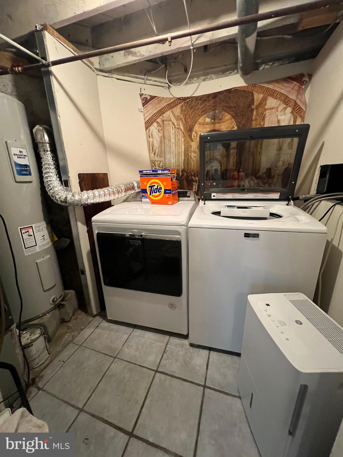 SOCIETY HILL - Residential Lease