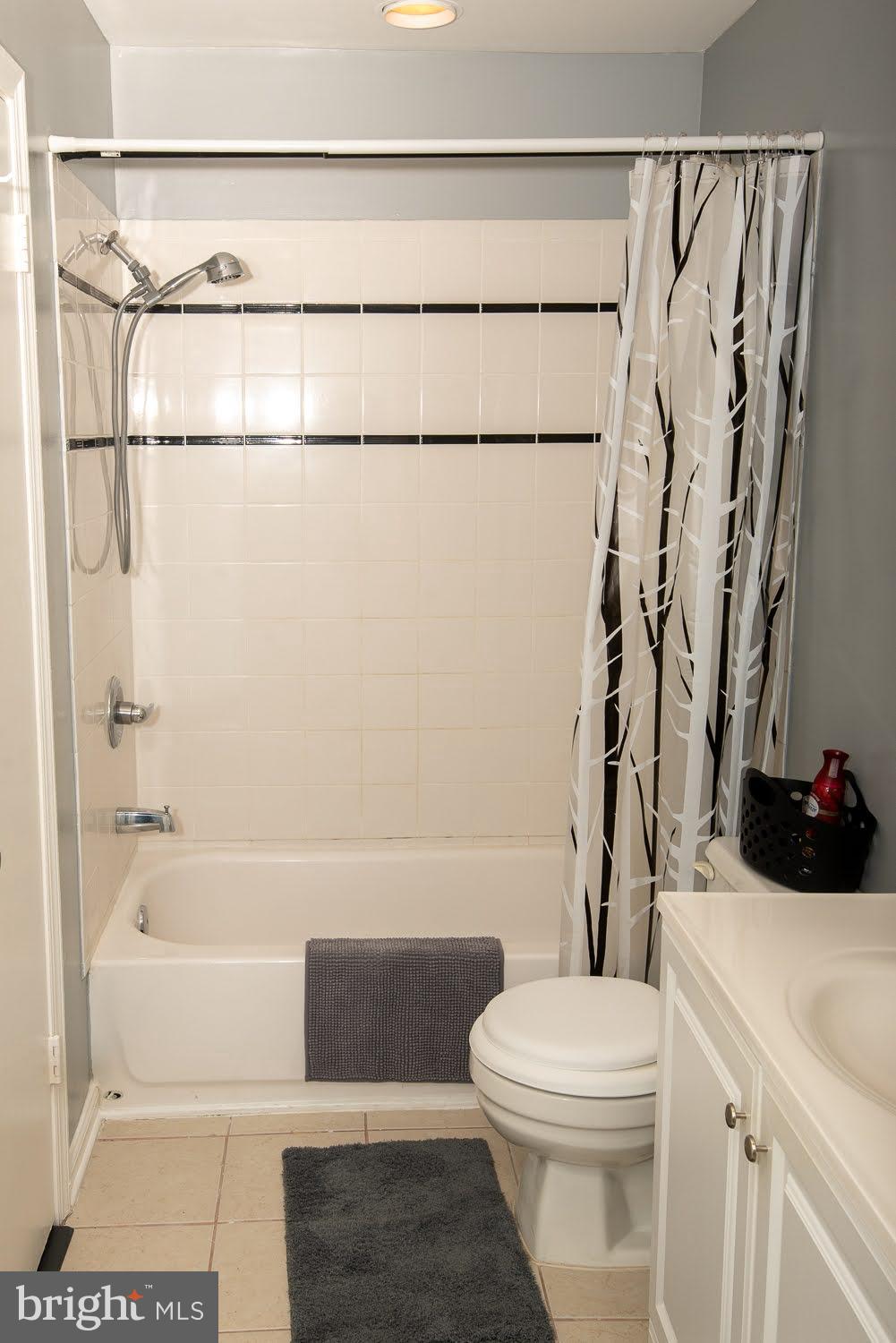 PINES OF LAUREL - Residential