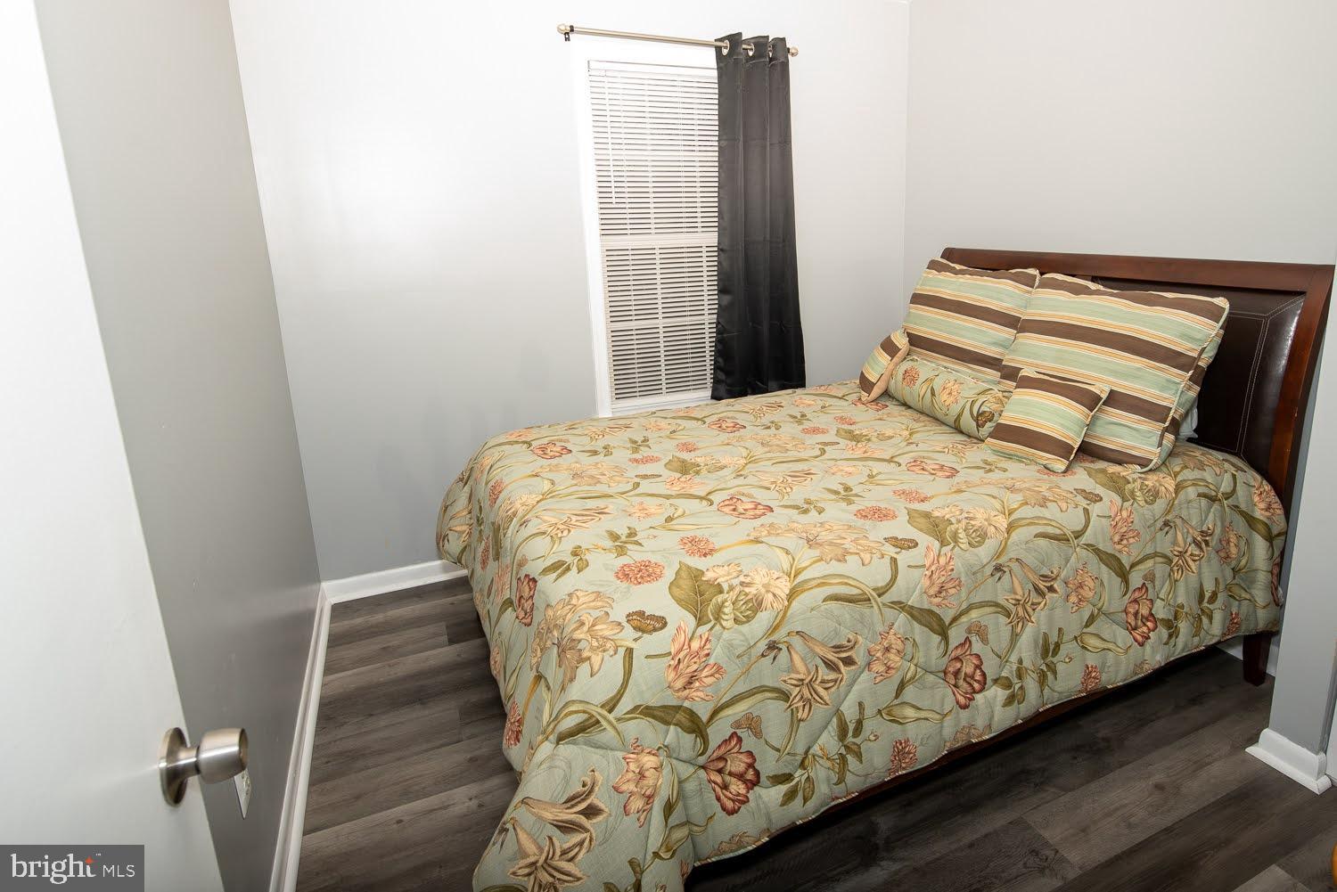 PINES OF LAUREL - Residential