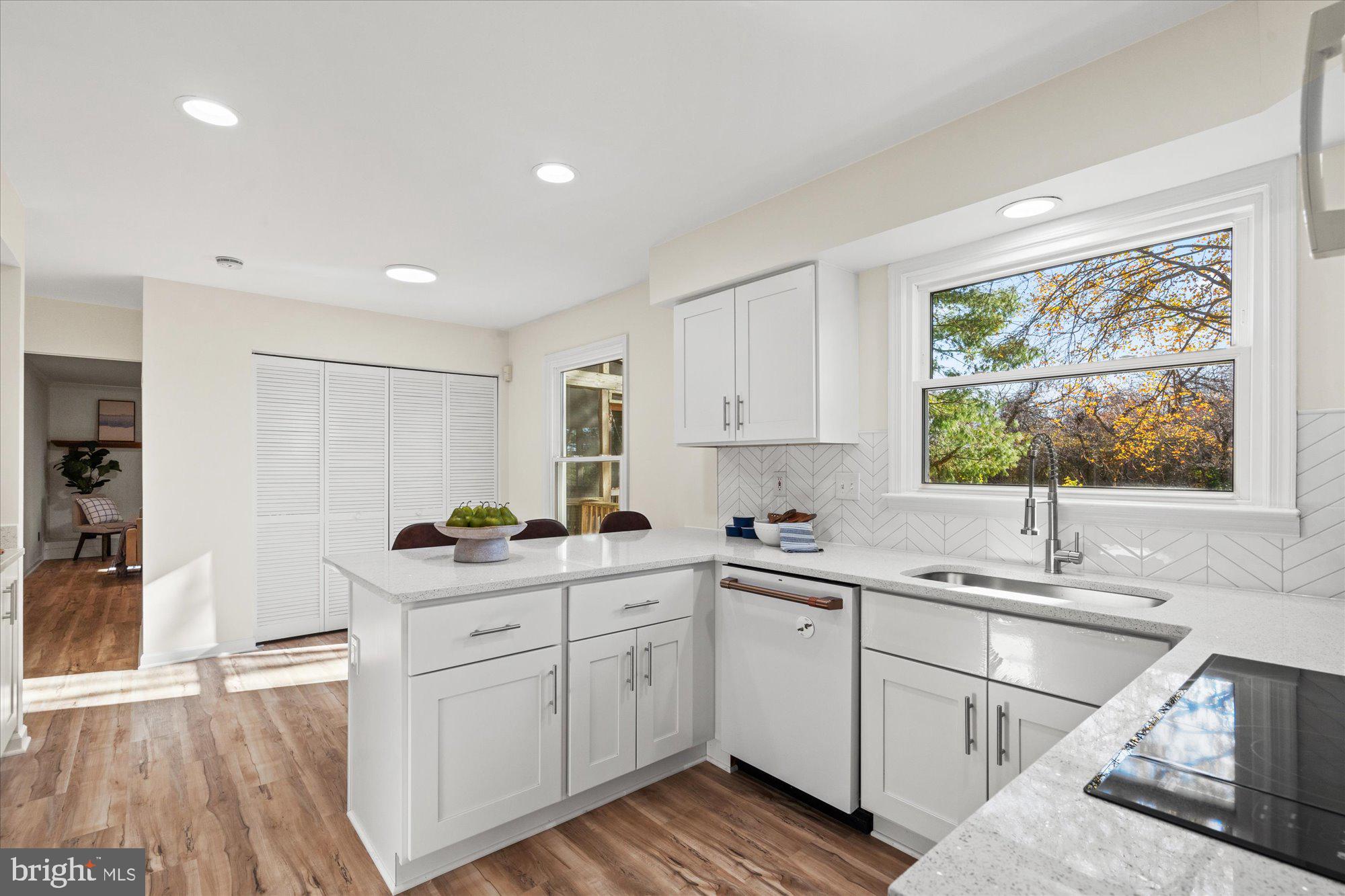 MILL CREEK TOWNE - Residential